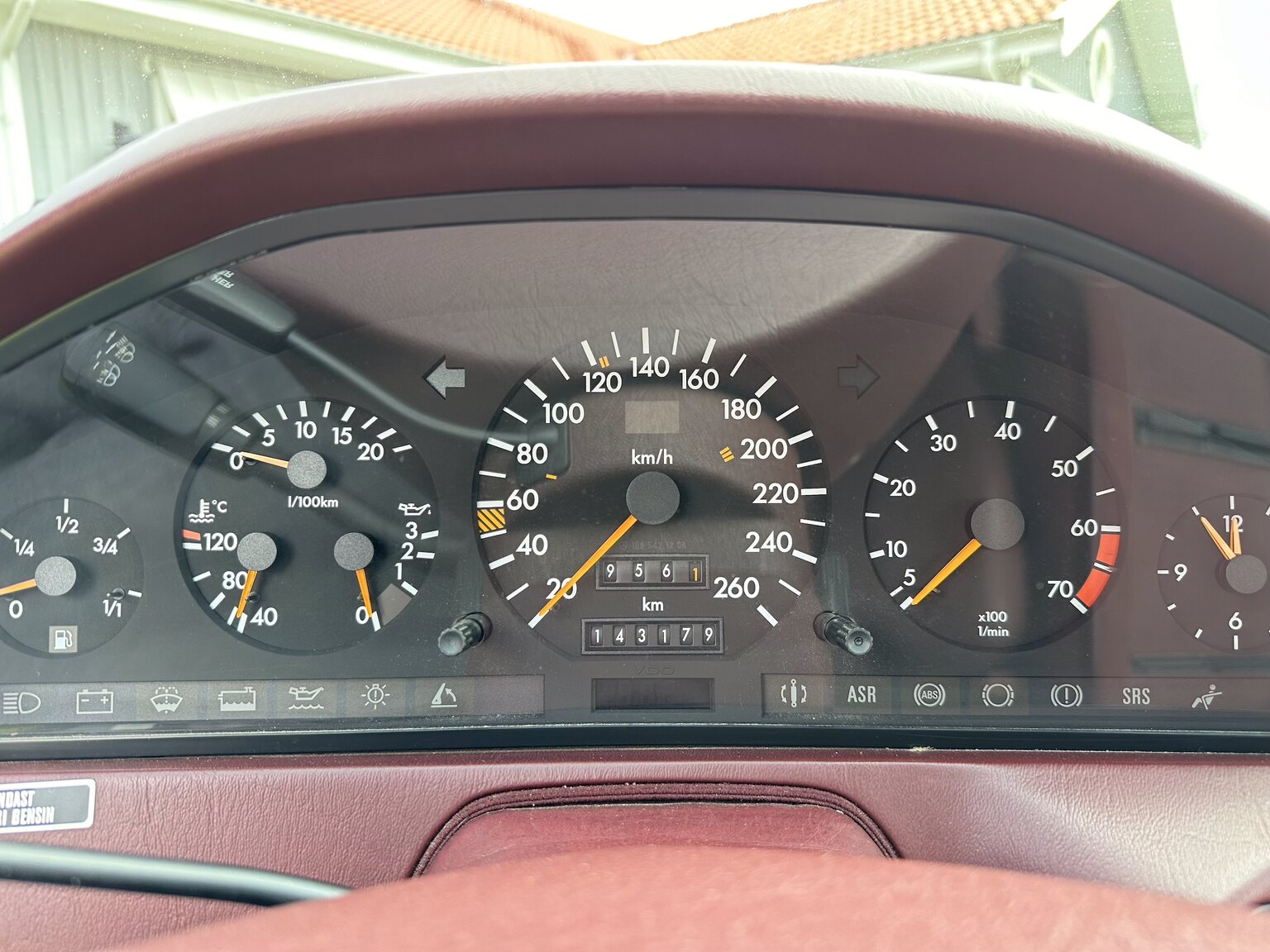 Interiörbild 1992 Mercedes-Benz SL 500