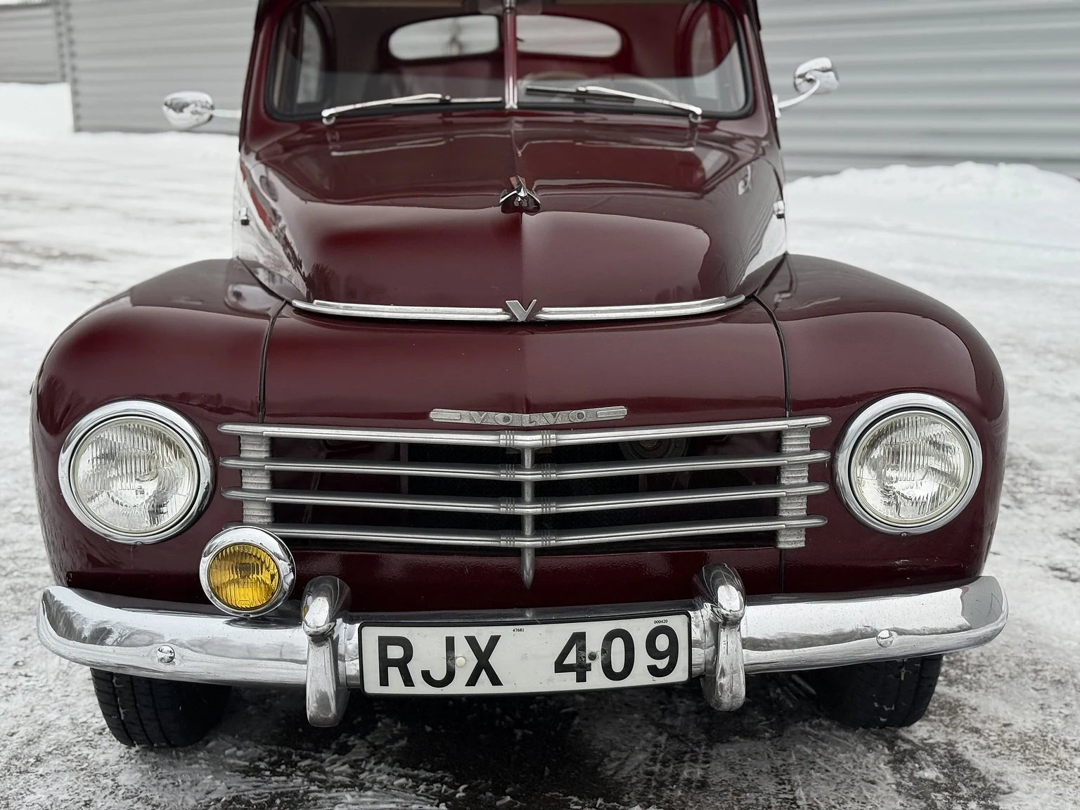 Exteriörbild på 1953 Volvo PV444ES (19)
