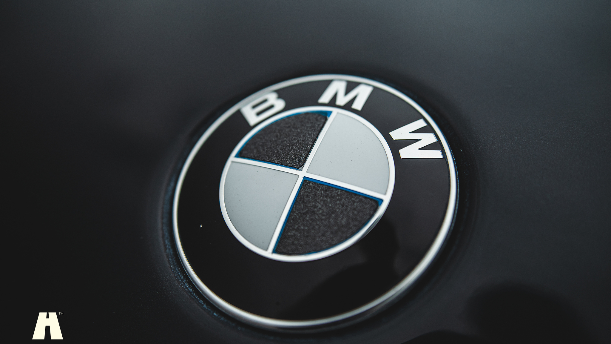 Exterior image of 2010 BMW X6 M Ferrita 555HK (61)