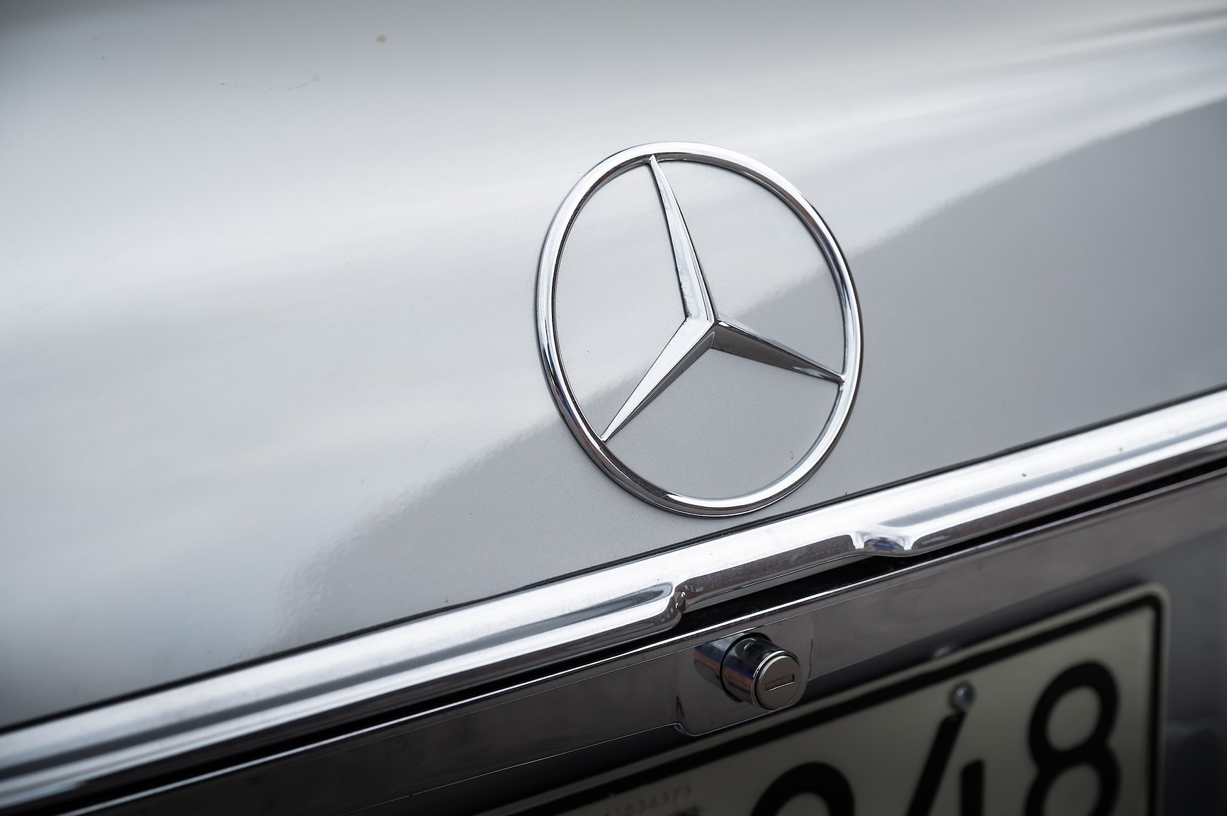 Aussenfoto 1975 Mercedes-Benz 280 SE 