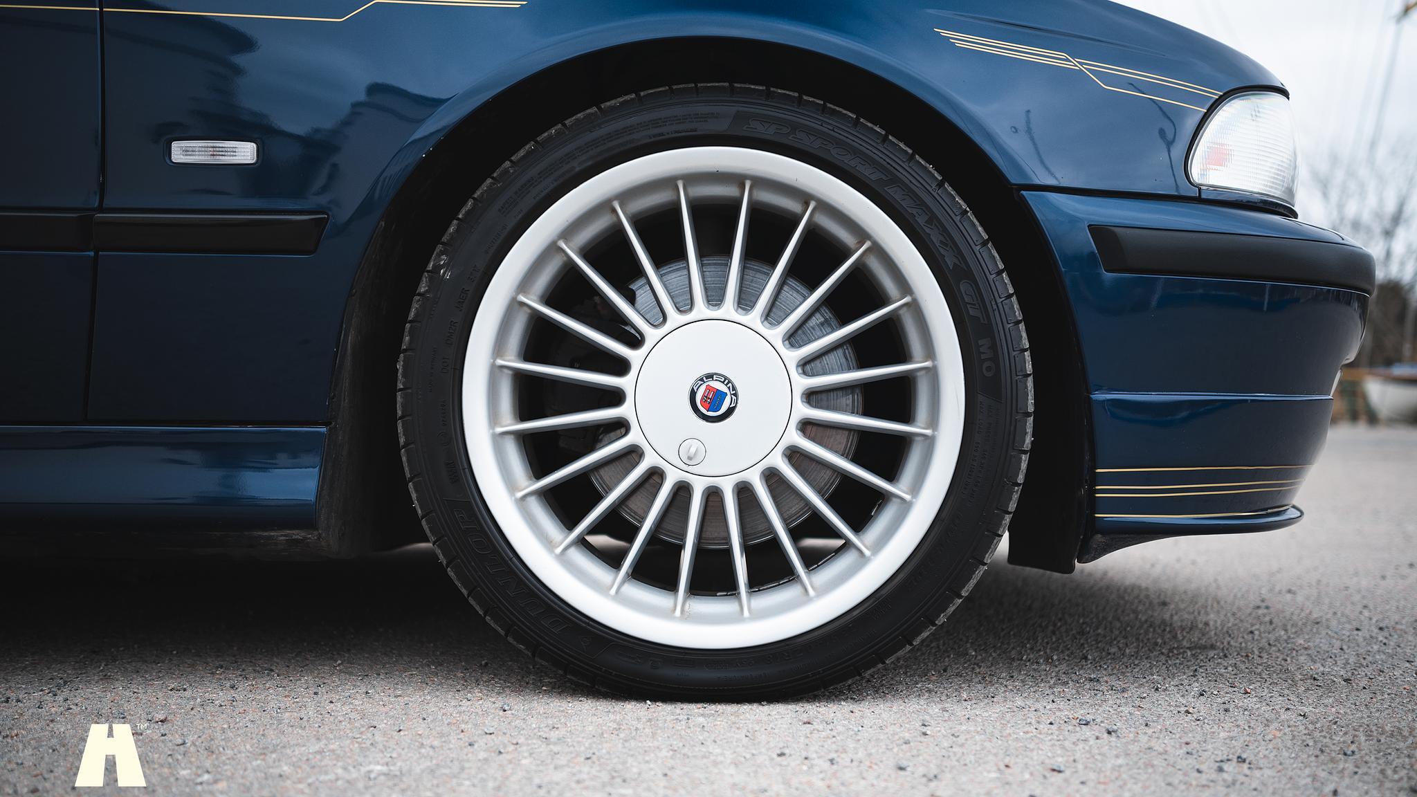 Exteriörbild på 1998 Alpina B10 V8