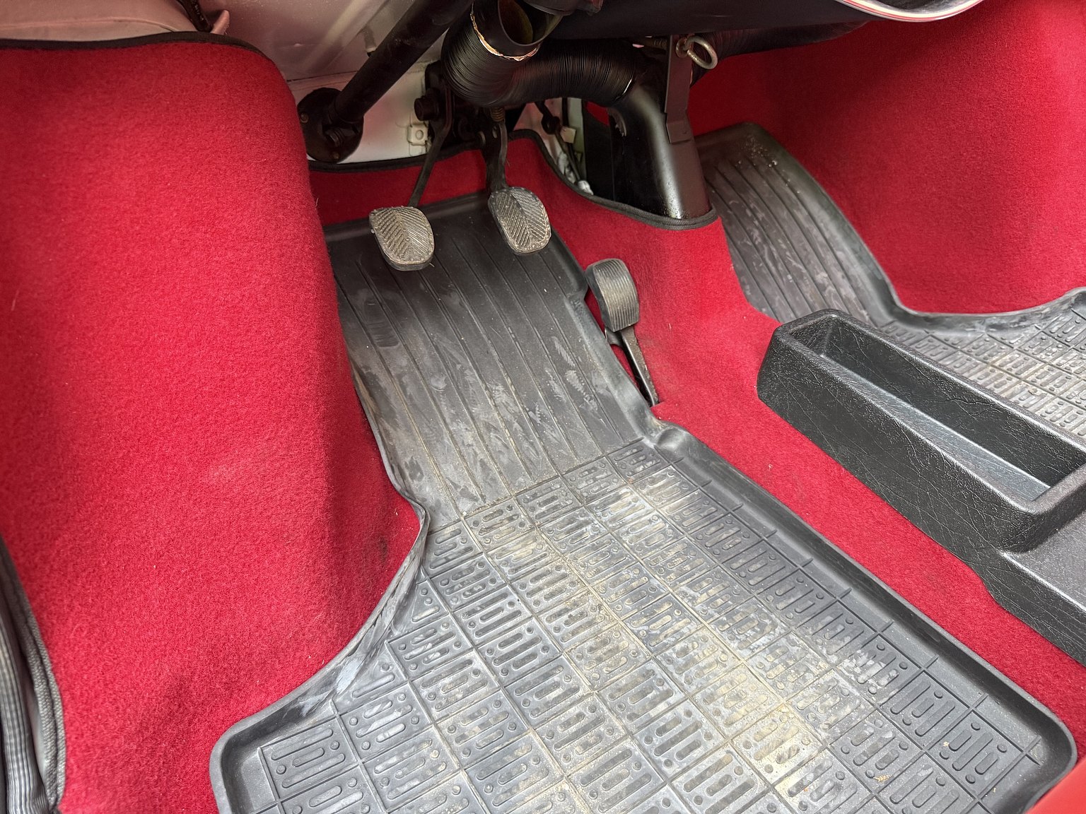 Interior image of 1965 Fiat 500F