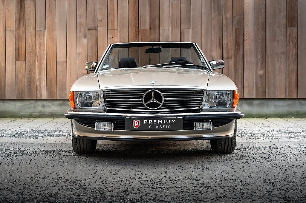 Bild von 1987 Mercedes-Benz 560SL (2)