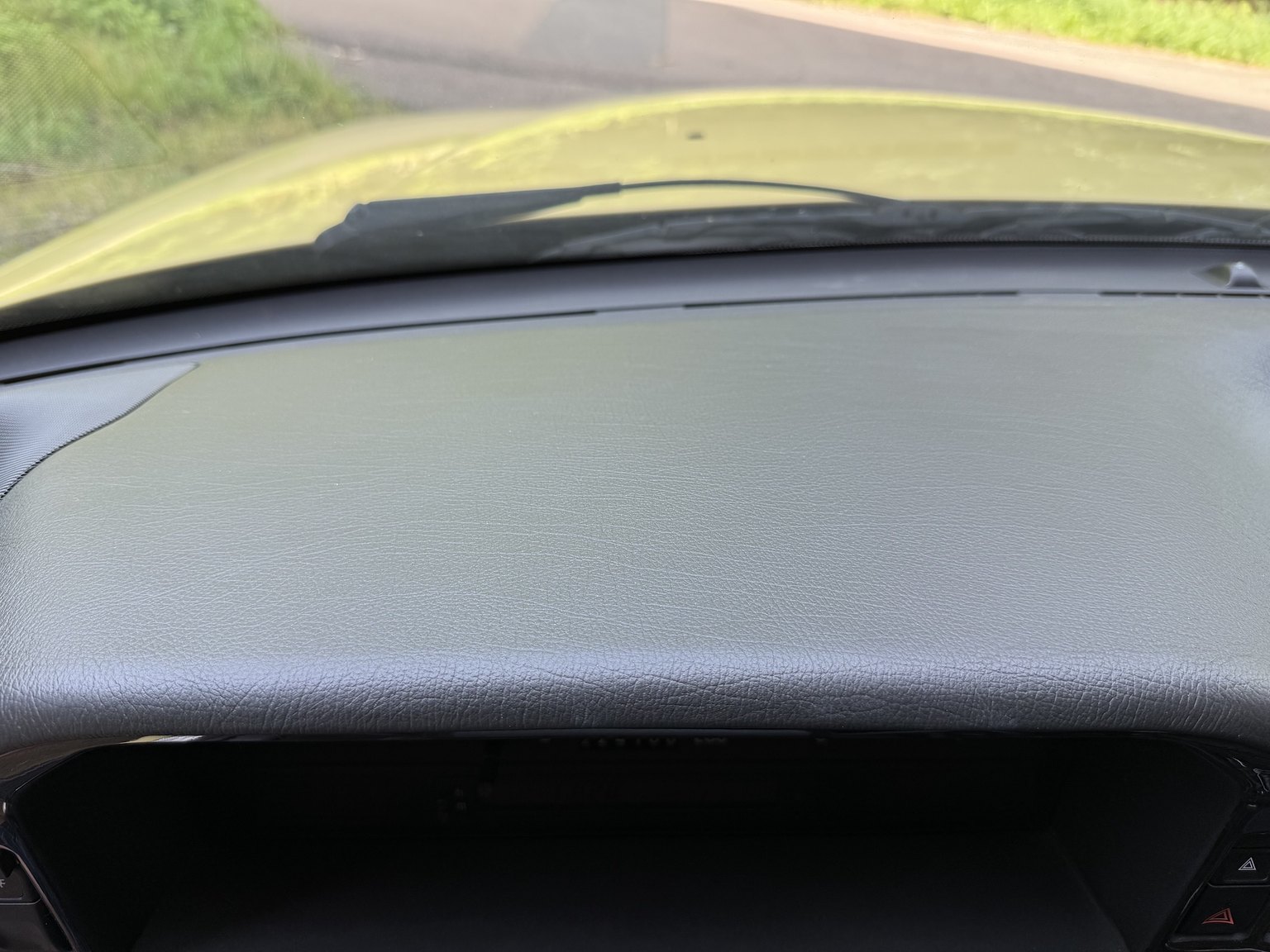Interior image of 1995 Volvo 850 T-5R
