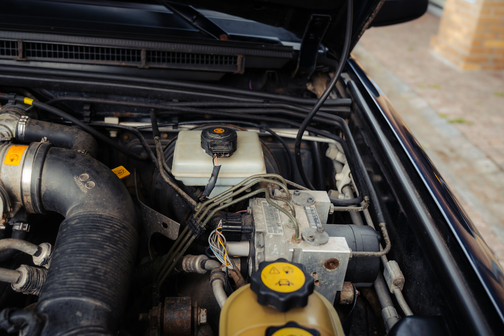 Image of 1999 Landrover Discovery II V8 mechanics