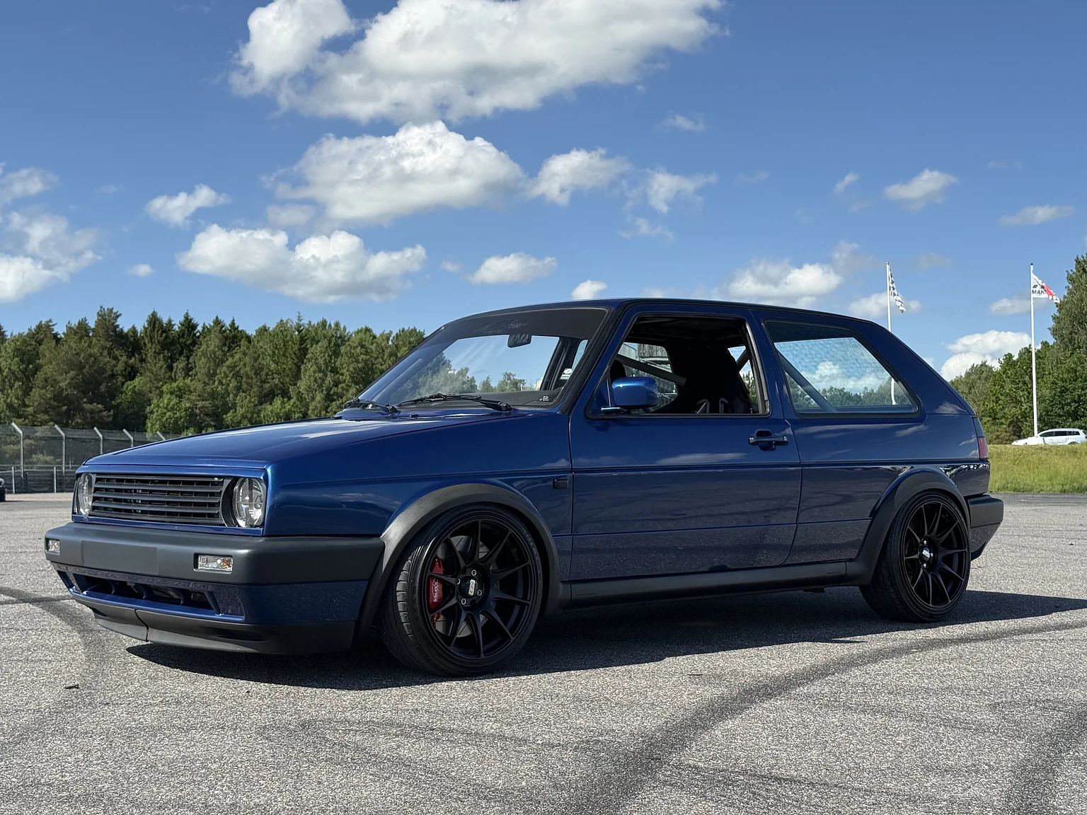 Exteriörbild på 1988 Golf Mk2 Memphis, ombyggd (1)