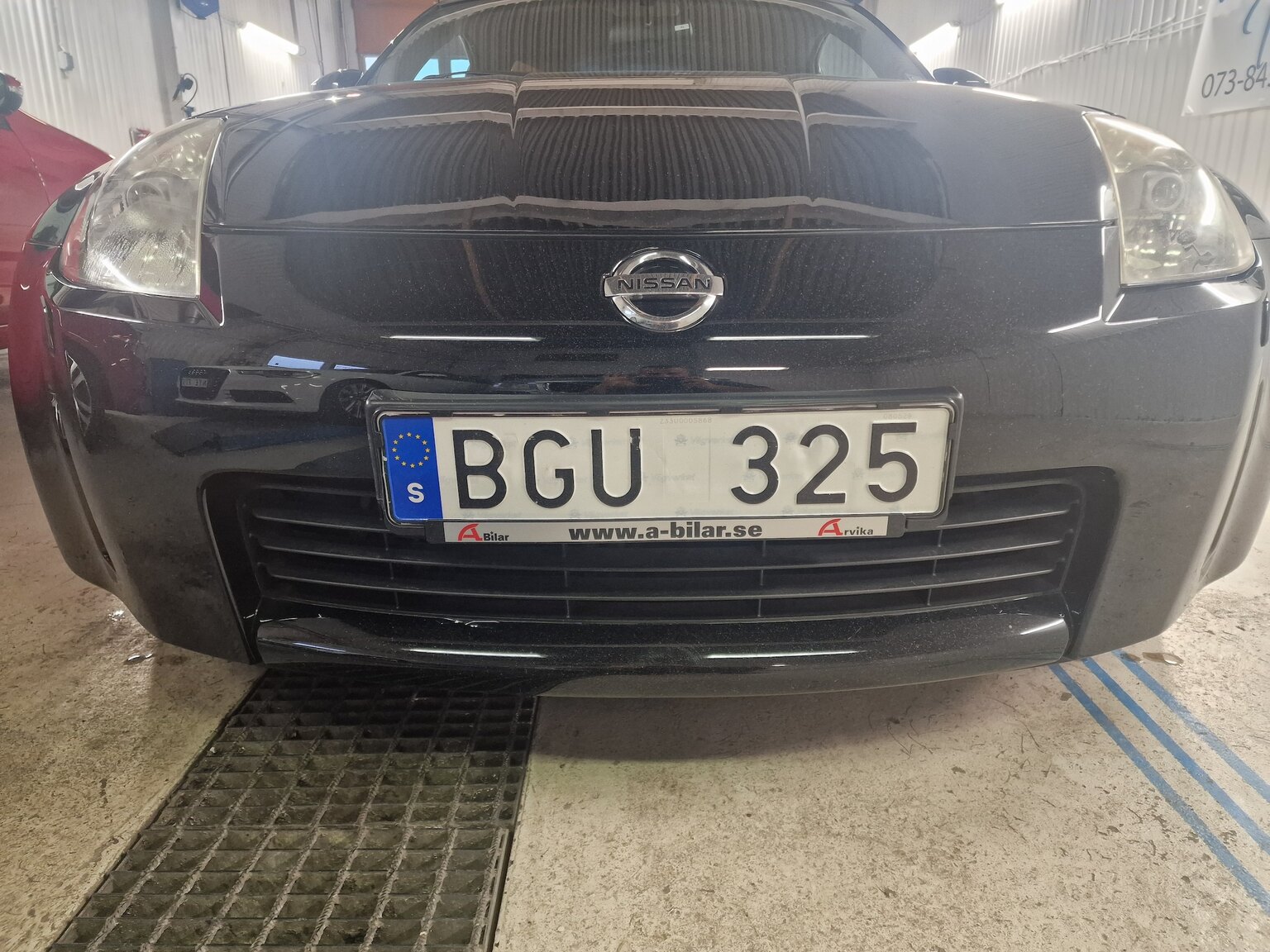 Exteriörbild på 2004 Nissan 350Z