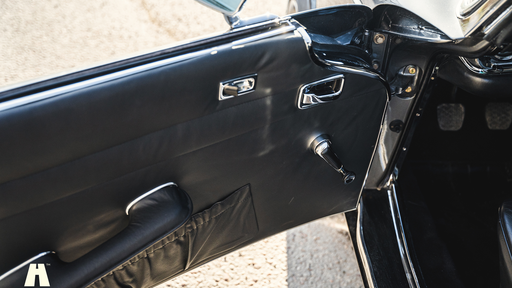 Interiörbild 1970 Mercedes 280 SL Pagoda (10)