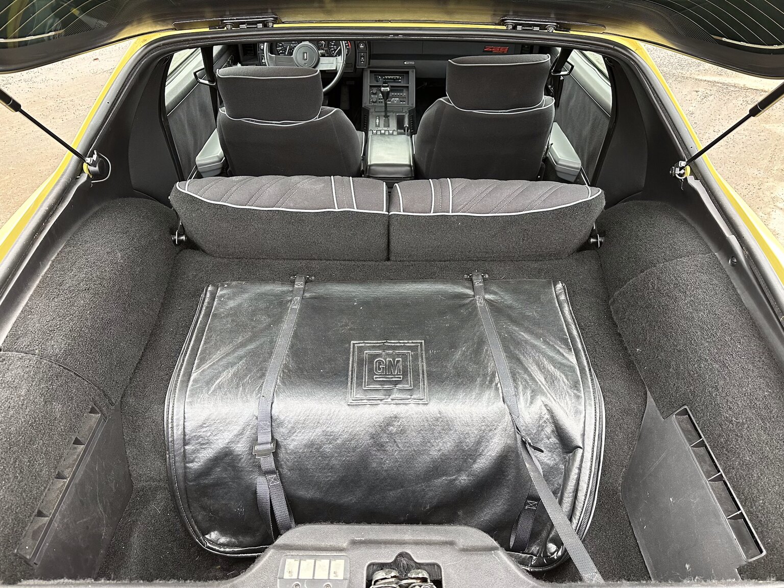 Interiörbild 1987 Chevrolet Camaro Z28