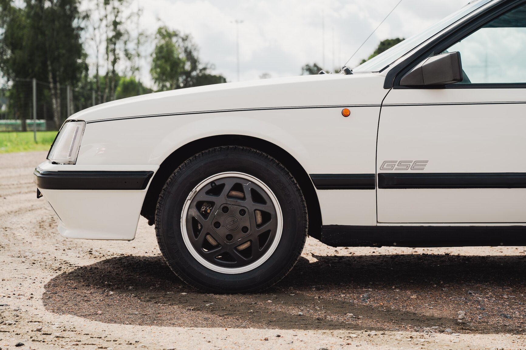 Aussenfoto 1986 Opel Monza GSE