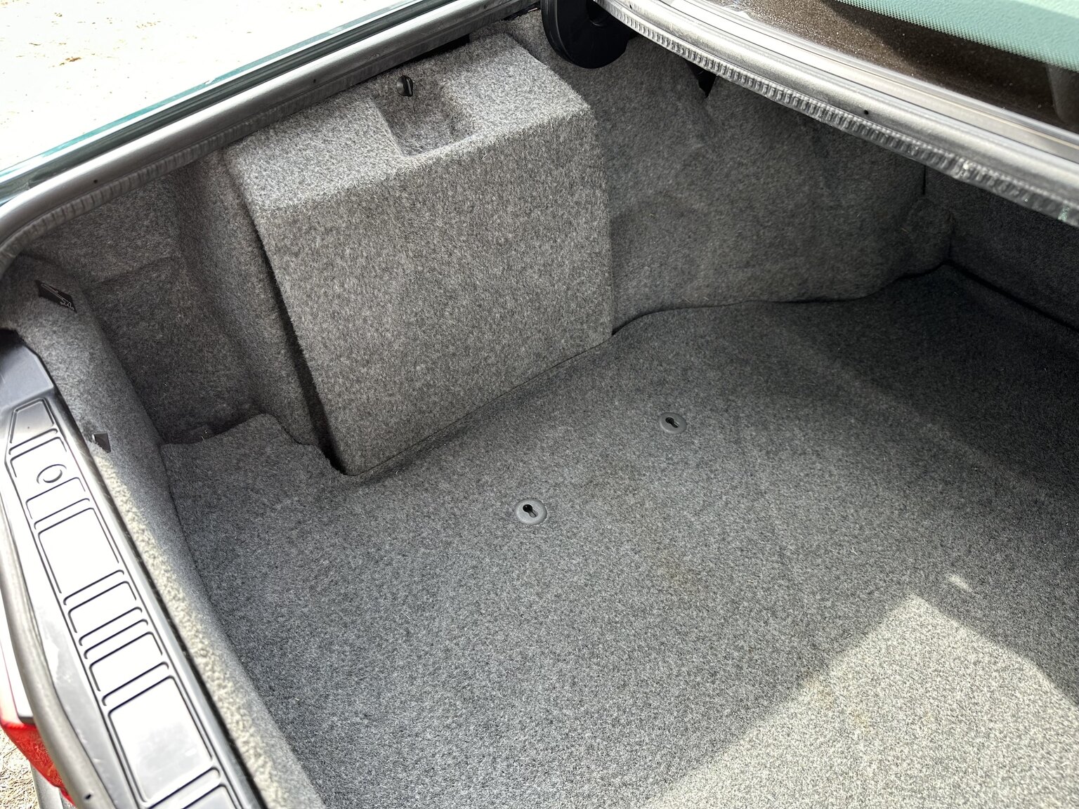 Interior image of 1992 BMW 740iA