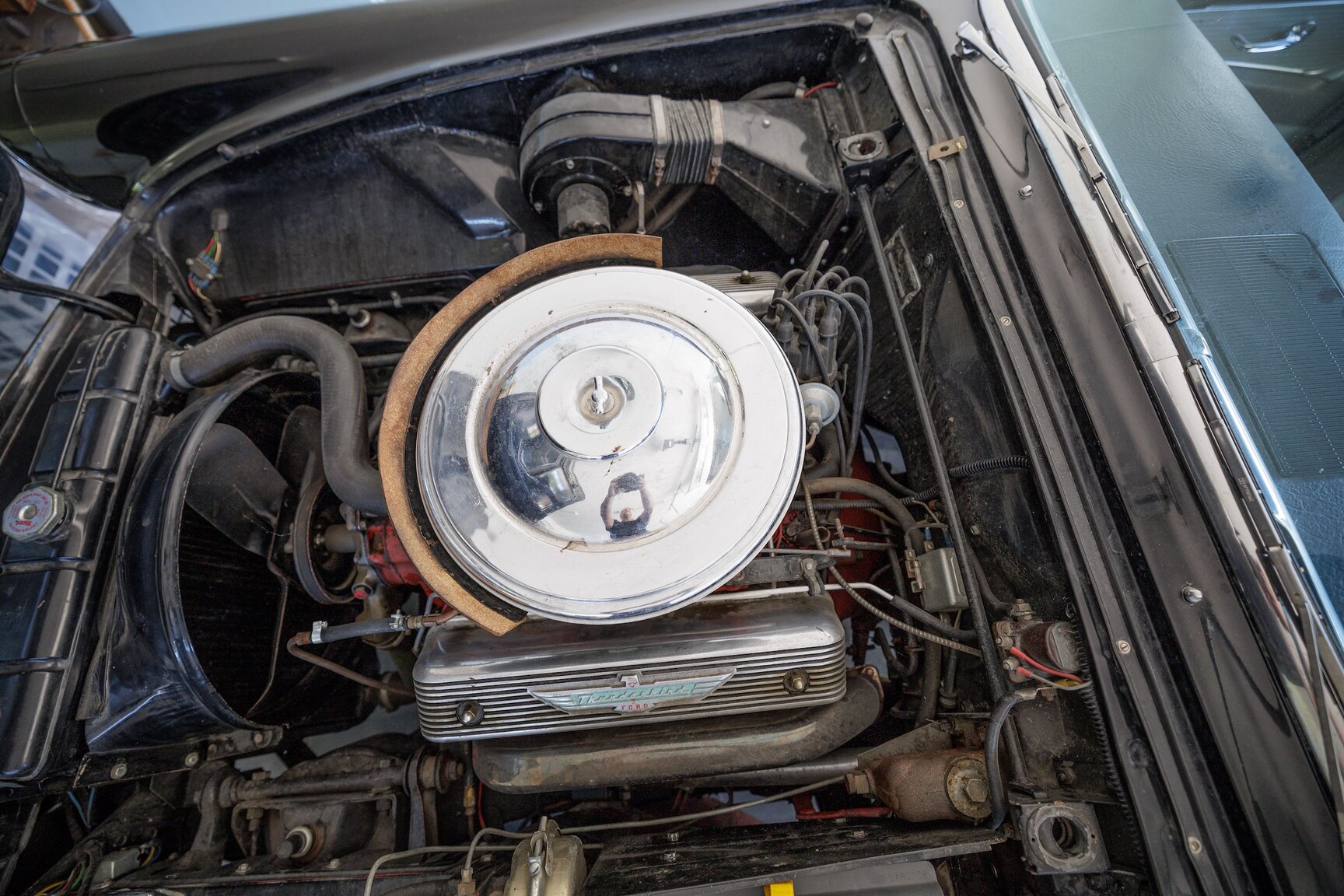 Image of 1956 Ford Thunderbird mechanics