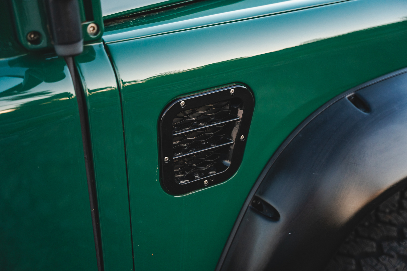 Aussenfoto 2003 Land Rover Defender TD5 90 Pickup (64)