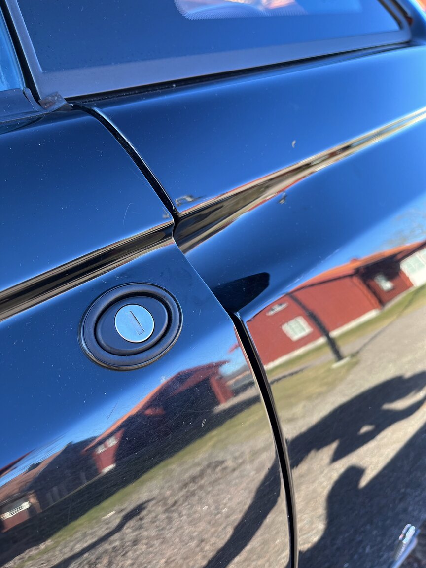 Exteriörbild på 1998 Alfa Romeo GTV (27)