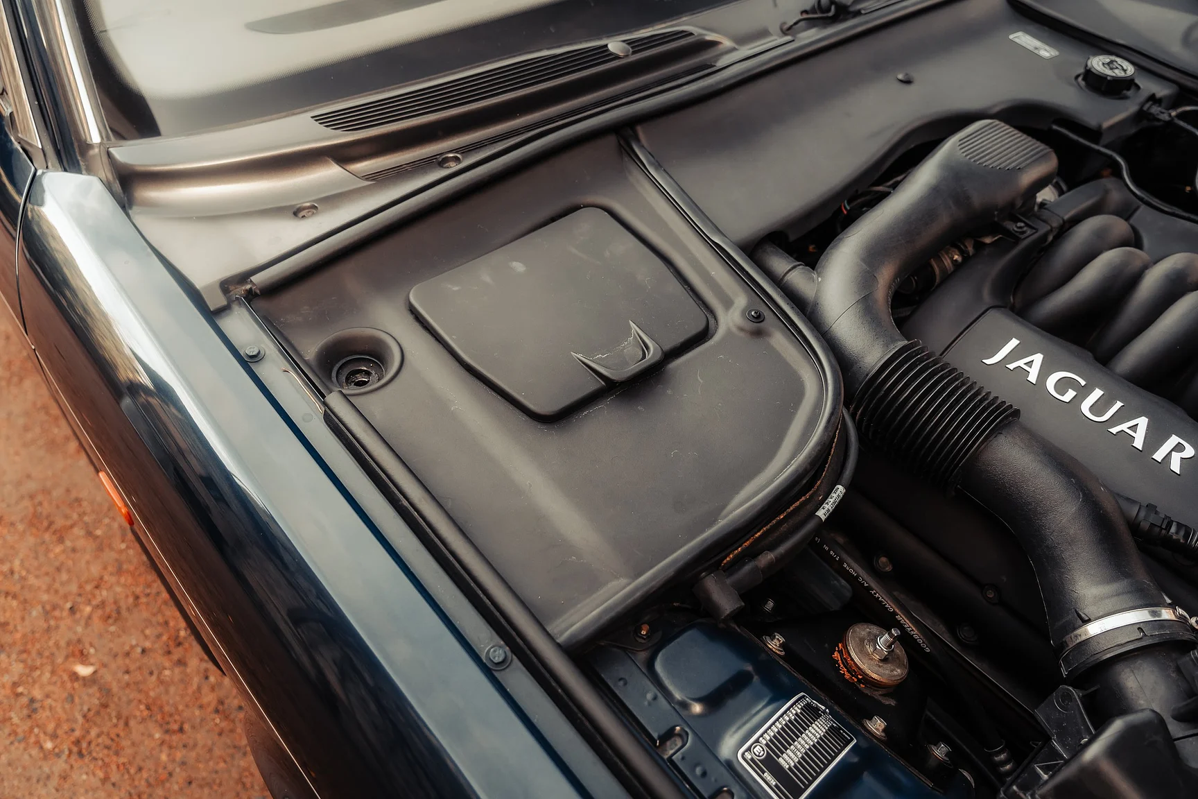 2001 Jaguar  Xj 4,0 Sovereign (13), Mekanik