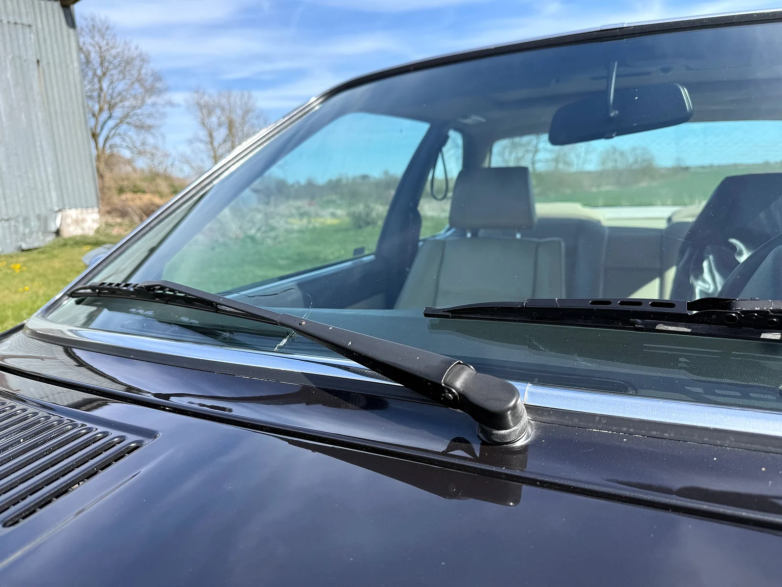 Exterior image of 1985 BMW 635 CSiA (E24) (34)