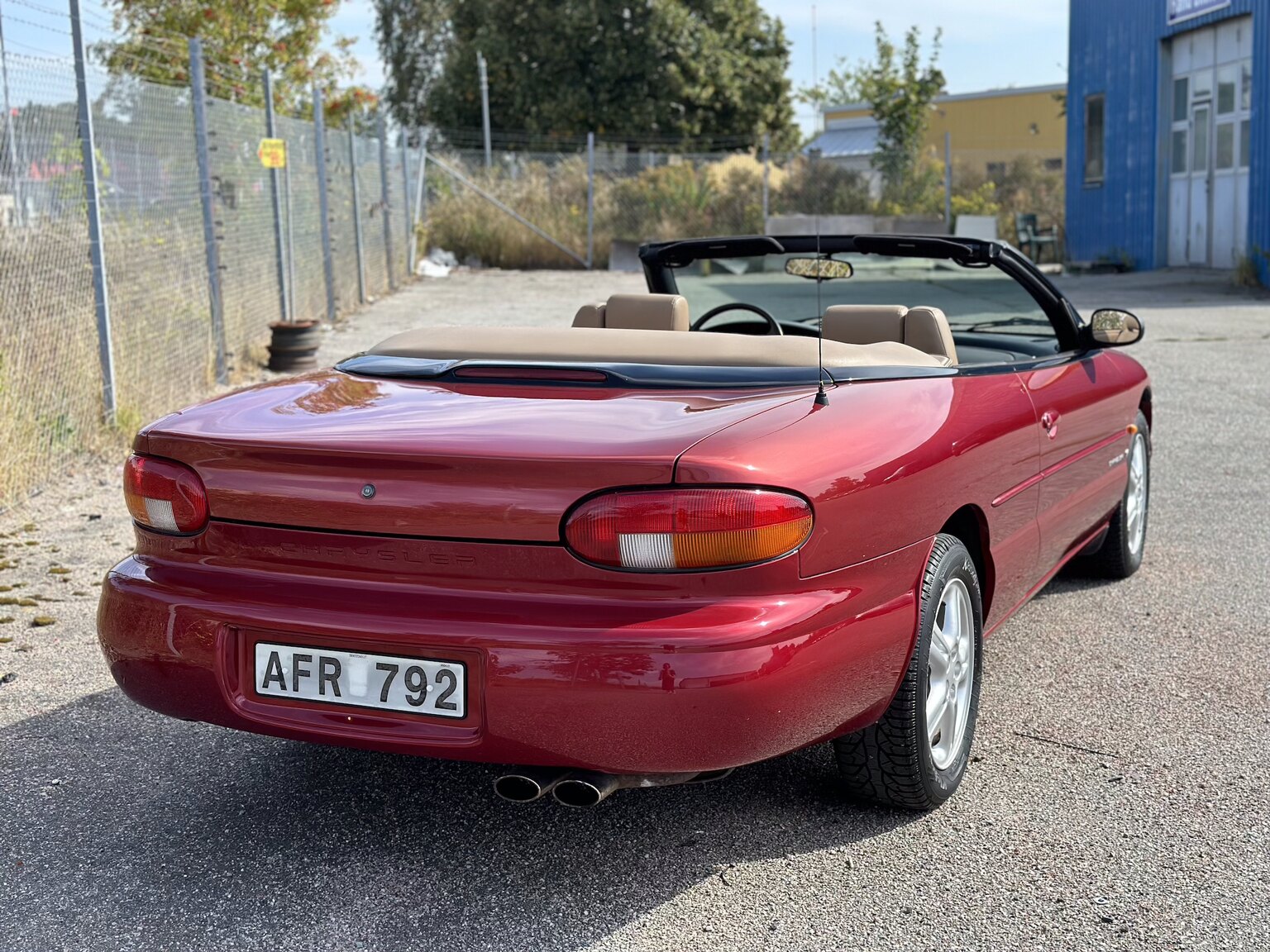 Exterior image of 1996 Chrysler Stratus Cabriolet