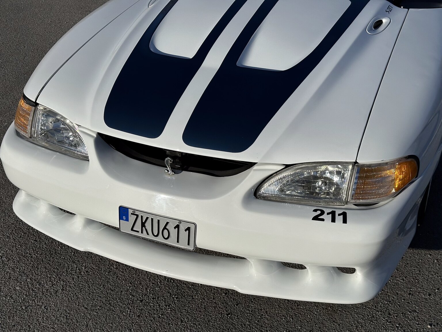 Exterior image of 1997 Ford Mustang Saleen S-281 Cobra