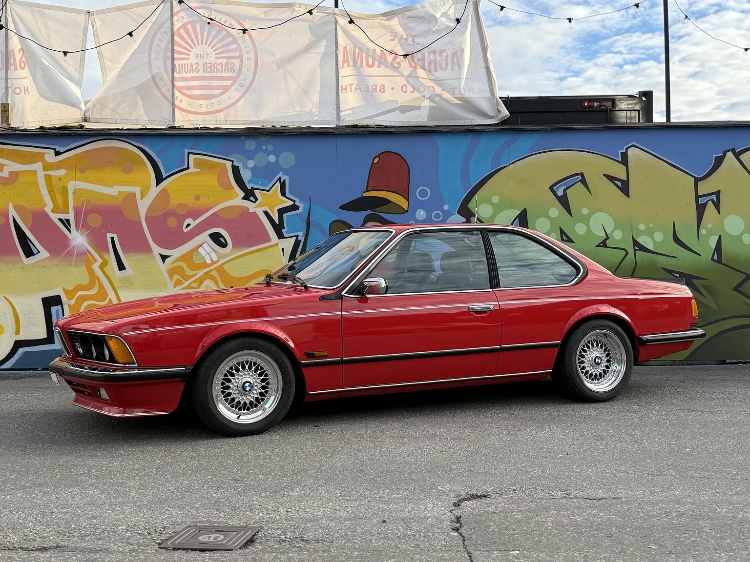 Exterior image of 1984 BMW 635CSi