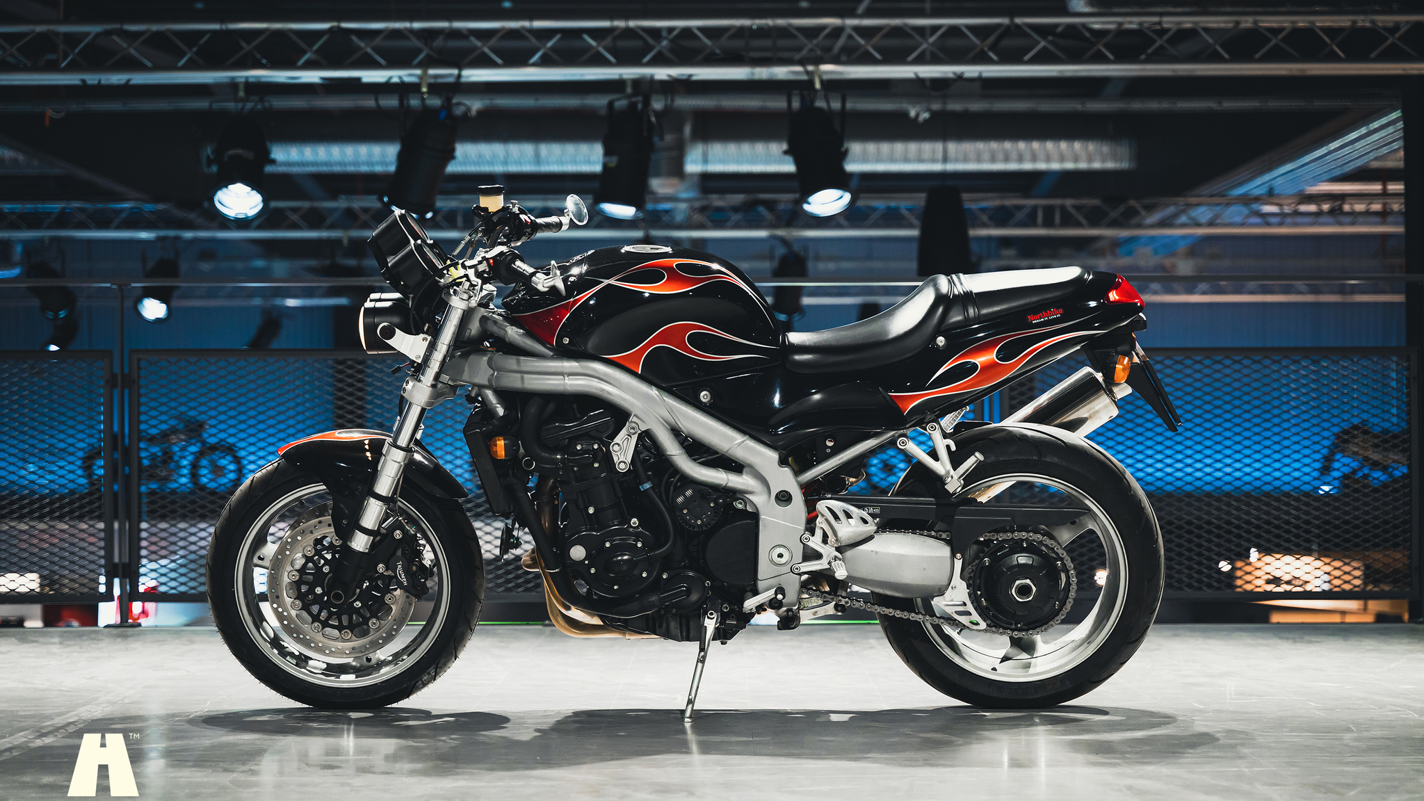 Exteriörbild på 2001 Triumph Speed Triple (6)