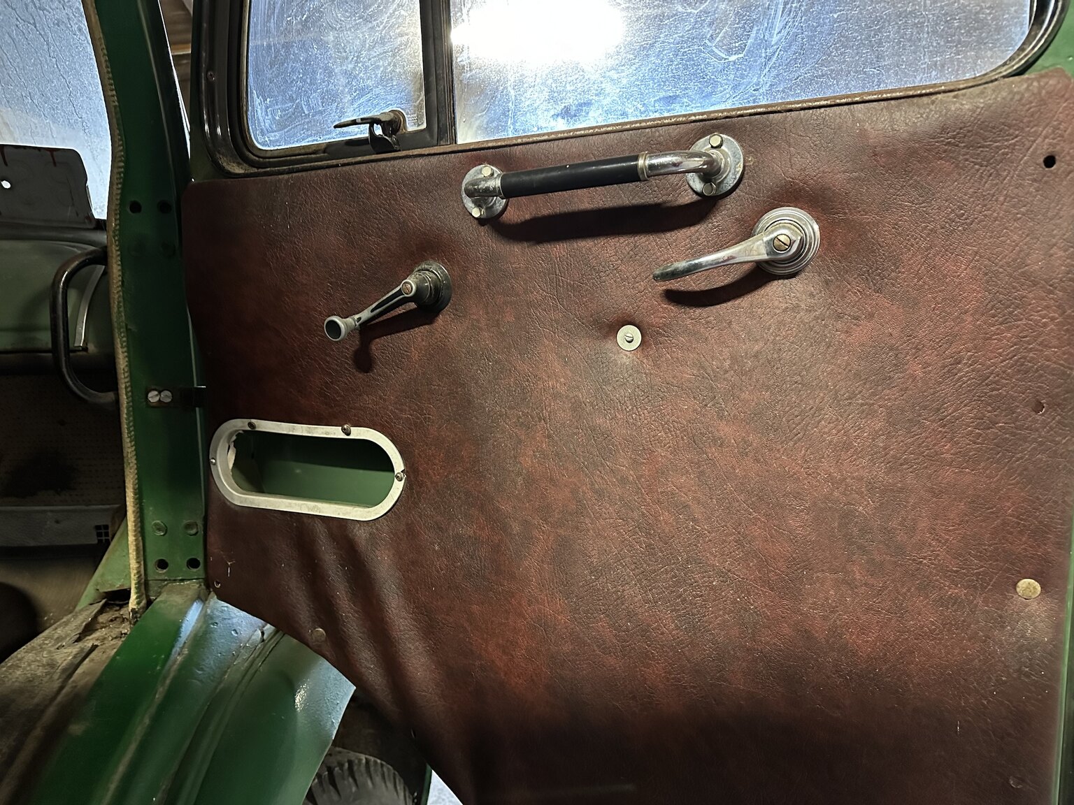 Interior image of 1964 Mercedes-Benz L911