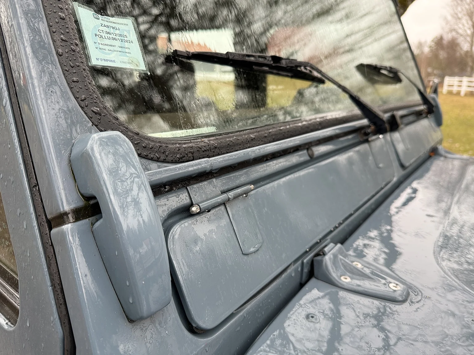 Exteriörbild på 2000 Land Rover Defender 110 C (33)