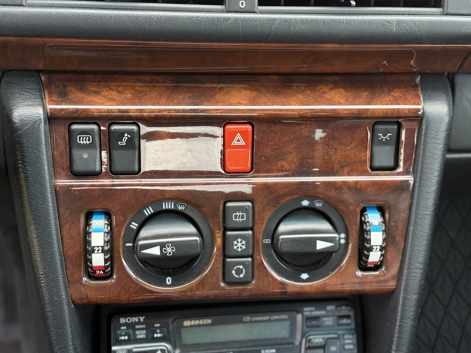 Interior image of 1990 Mercedes-Benz 300CE-24