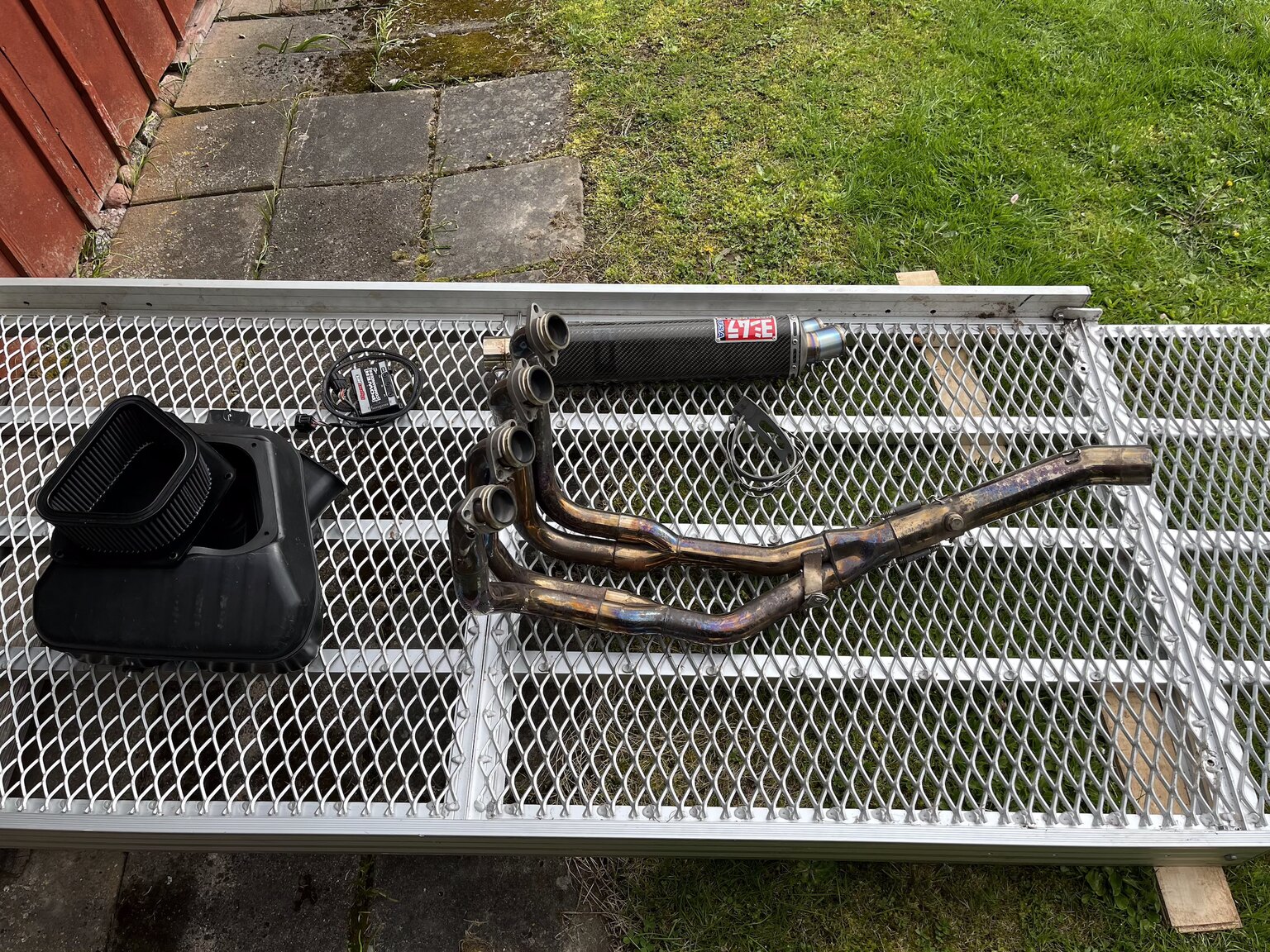 1999 Suzuki GSX1300R Hayabusa, Övrigt