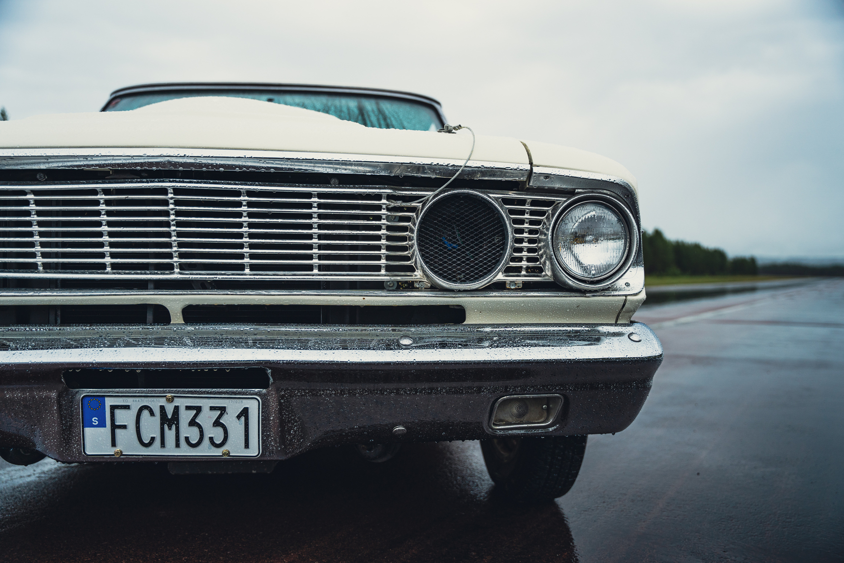 Aussenfoto 1964 Ford Fairlane 500 Sport Coupé (28)
