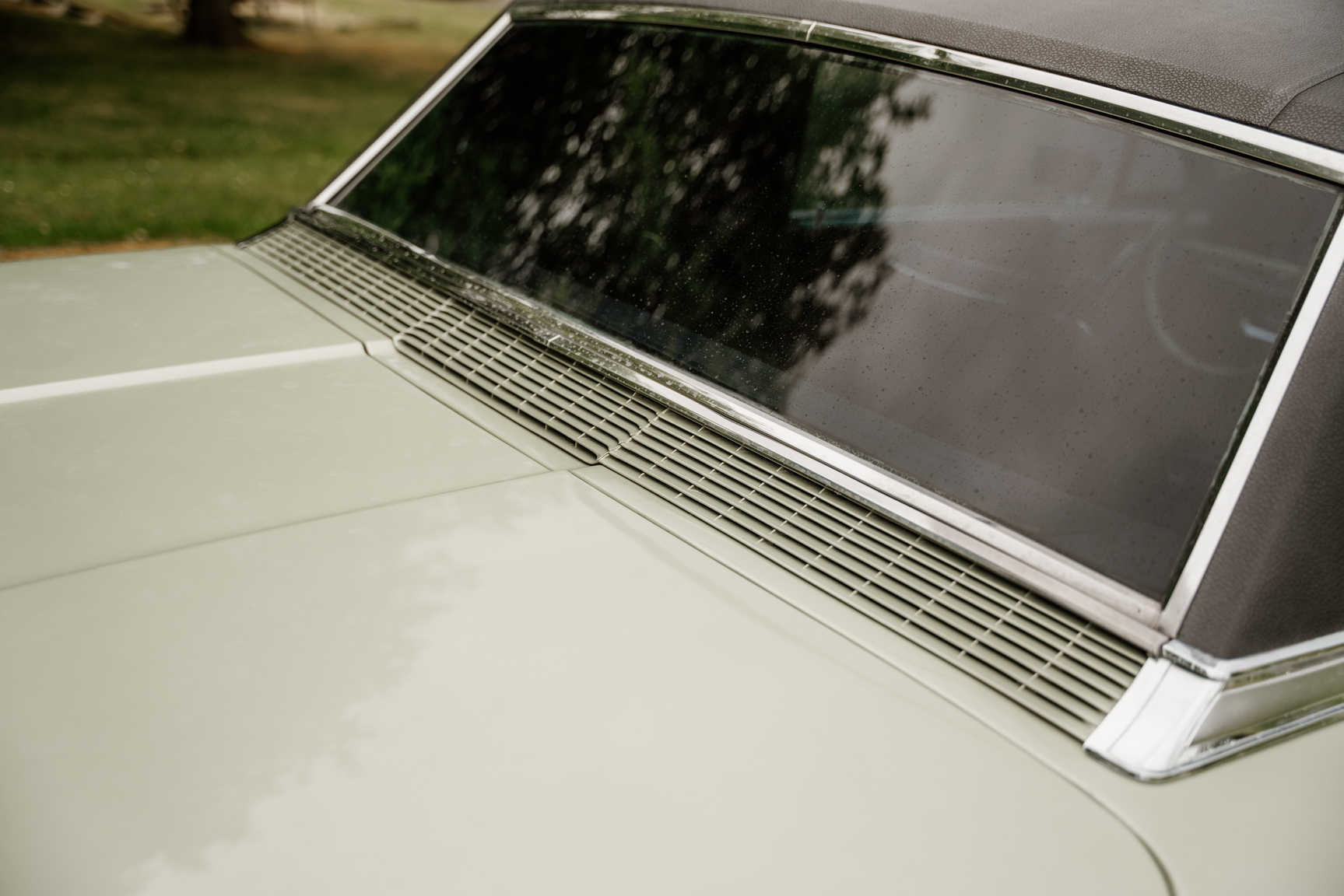 Exterior image of 1966 Ford Thunderbird 6.4 Landou Limited Edition