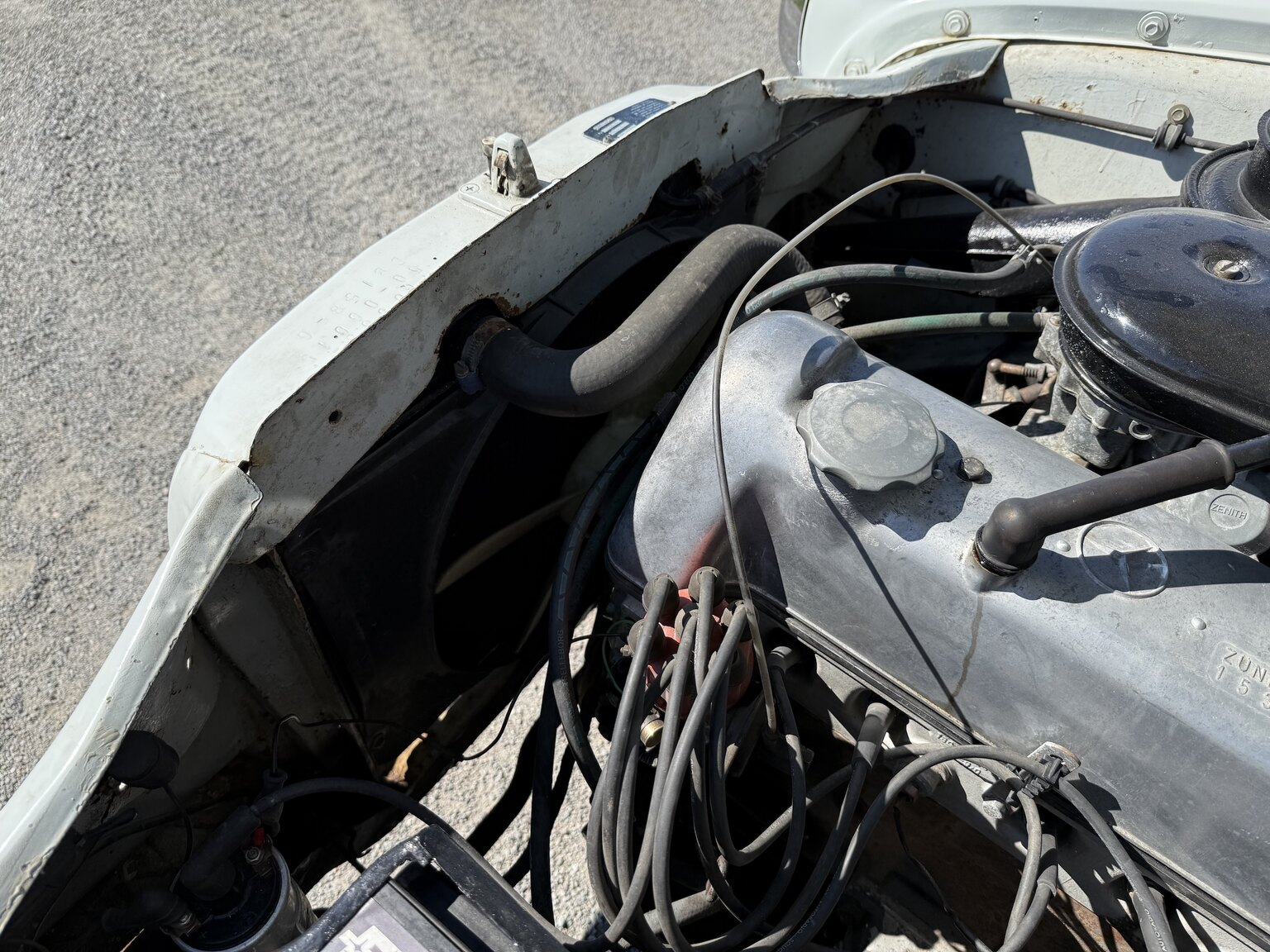 Image of 1967 Mercedes-Benz 230 Safari mechanics