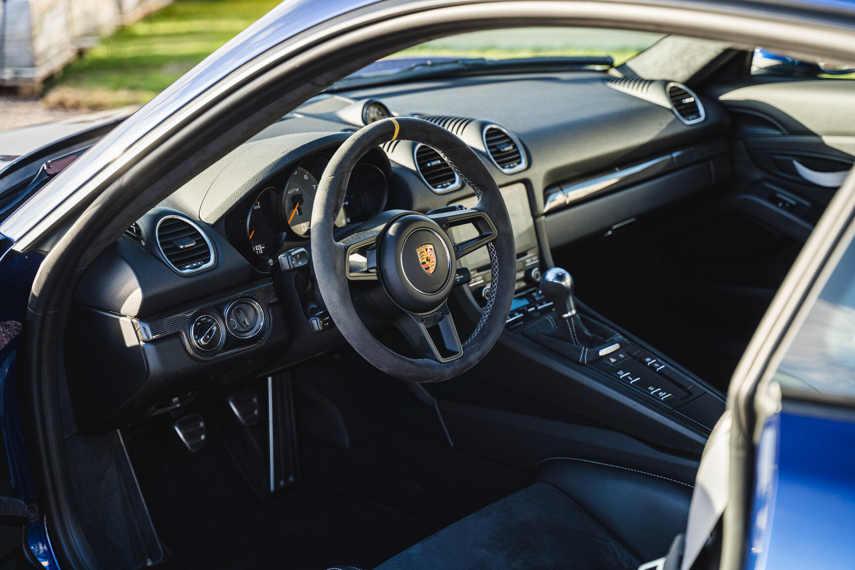 Interior image of 2020 Porsche 718 Cayman GT4