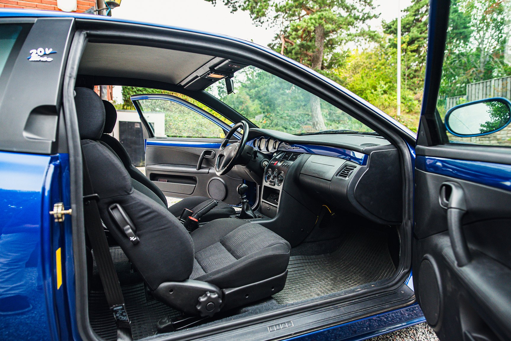 Interior image of 2000 Fiat Coupé 2.0 Turbo Manuell