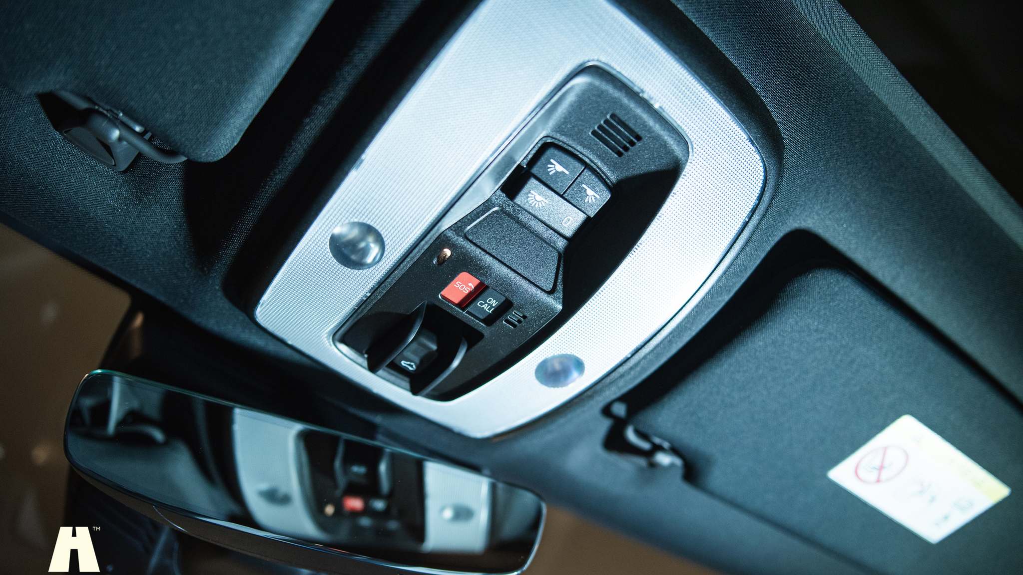 Interior image of 2017 Volvo V60 Polestar T6