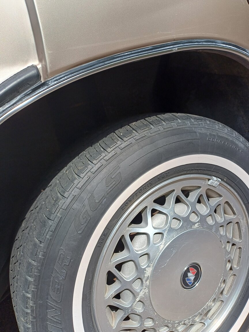 Aussenfoto 1992 Buick Park Avenue