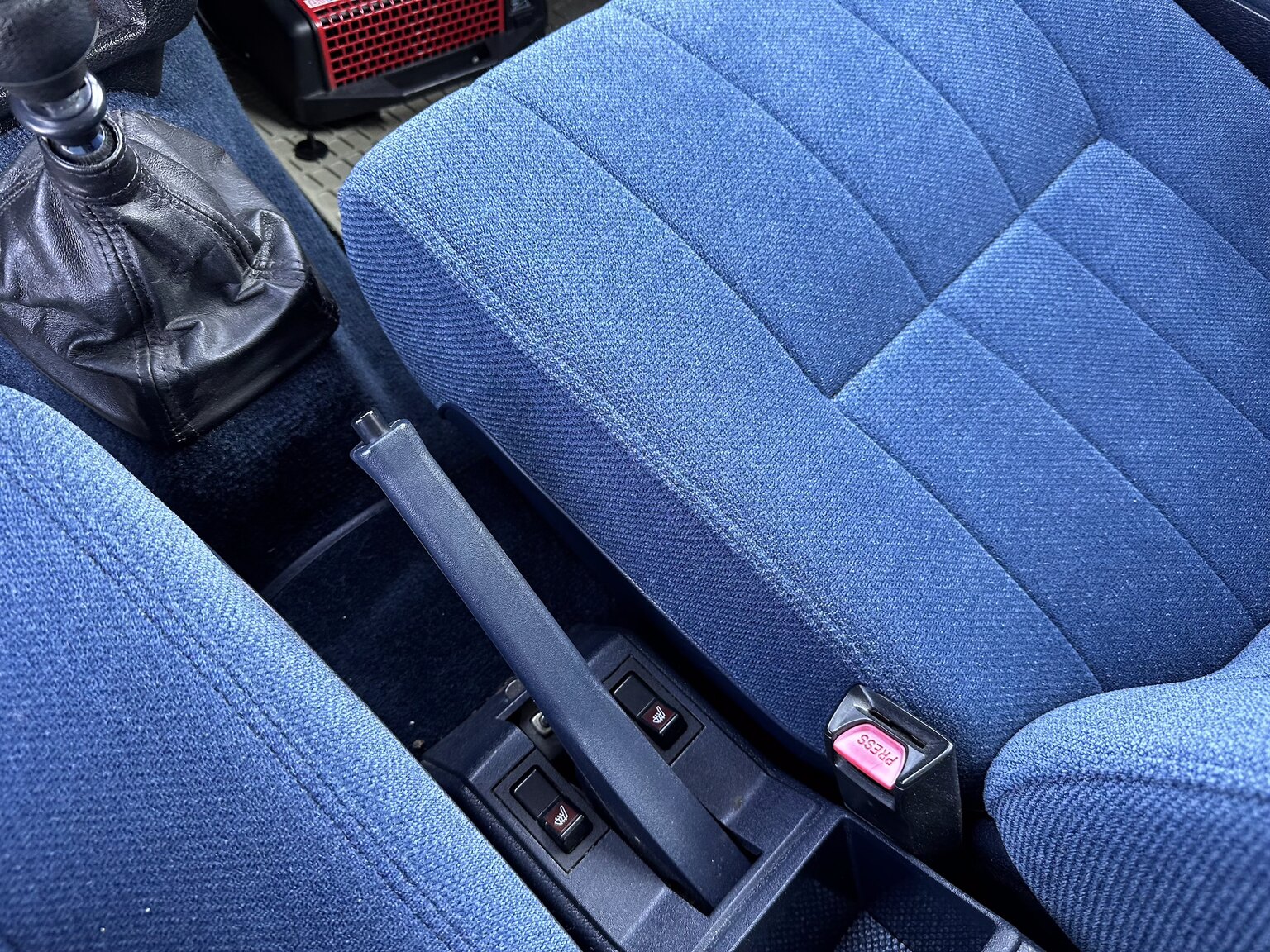 Interior image of 1991 Volvo 240 GLT