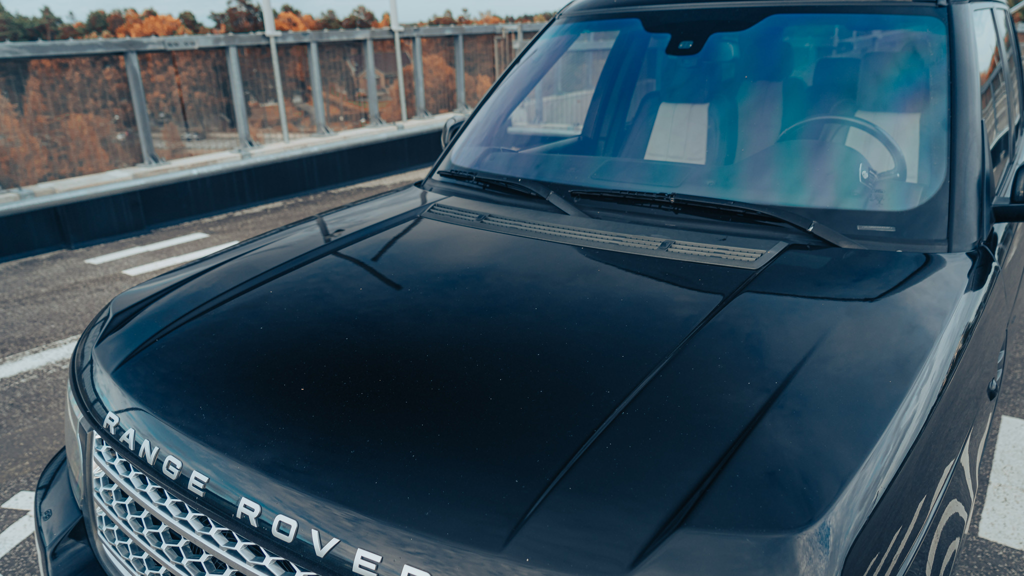Aussenfoto 2010 Land Rover Range Rover TDV8 Autobiography 