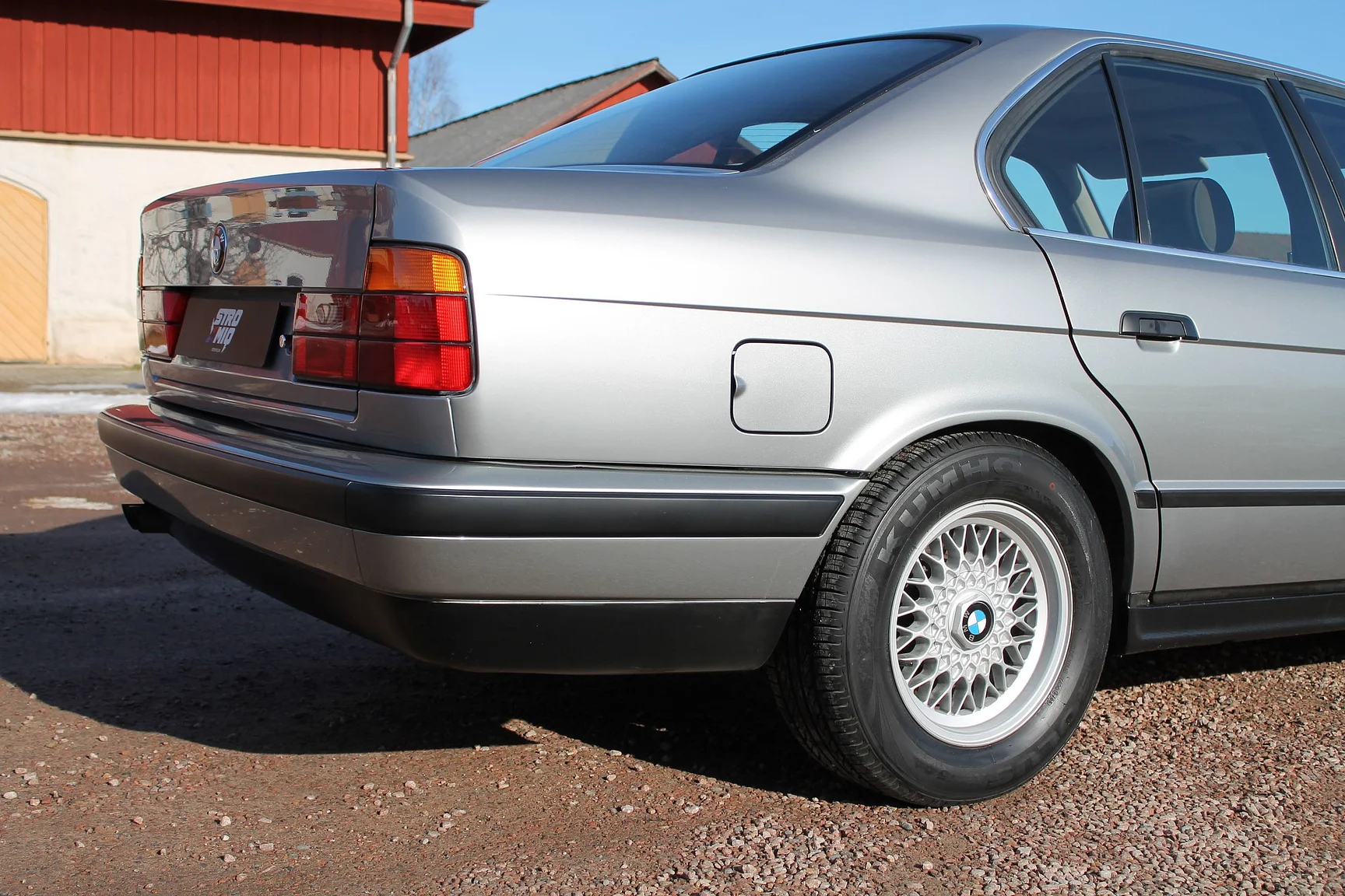 Exteriörbild på 1988 BMW 535i - NO RESERVE (79)