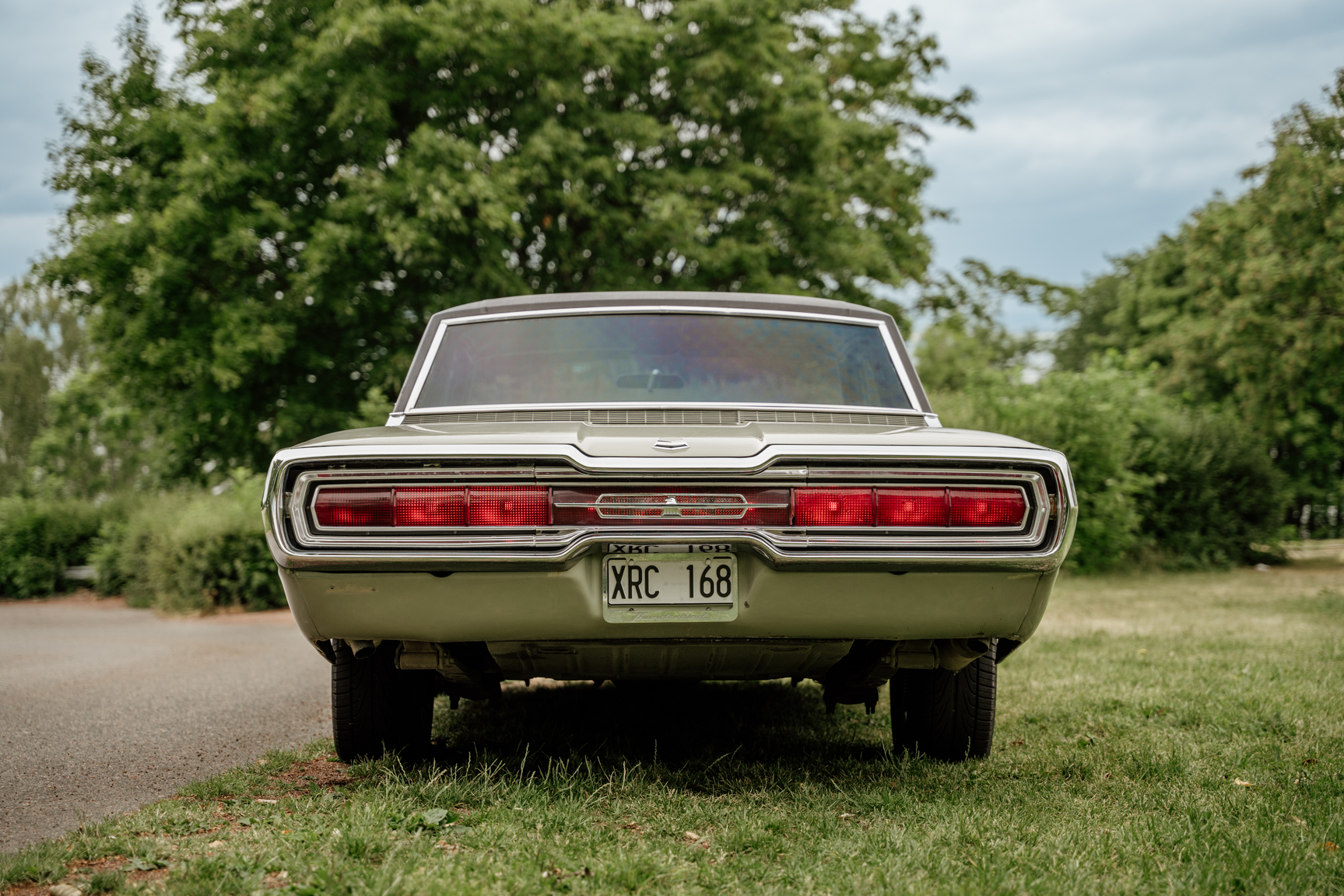 Exterior image of 1966 Ford Thunderbird 6.4 Landou Limited Edition
