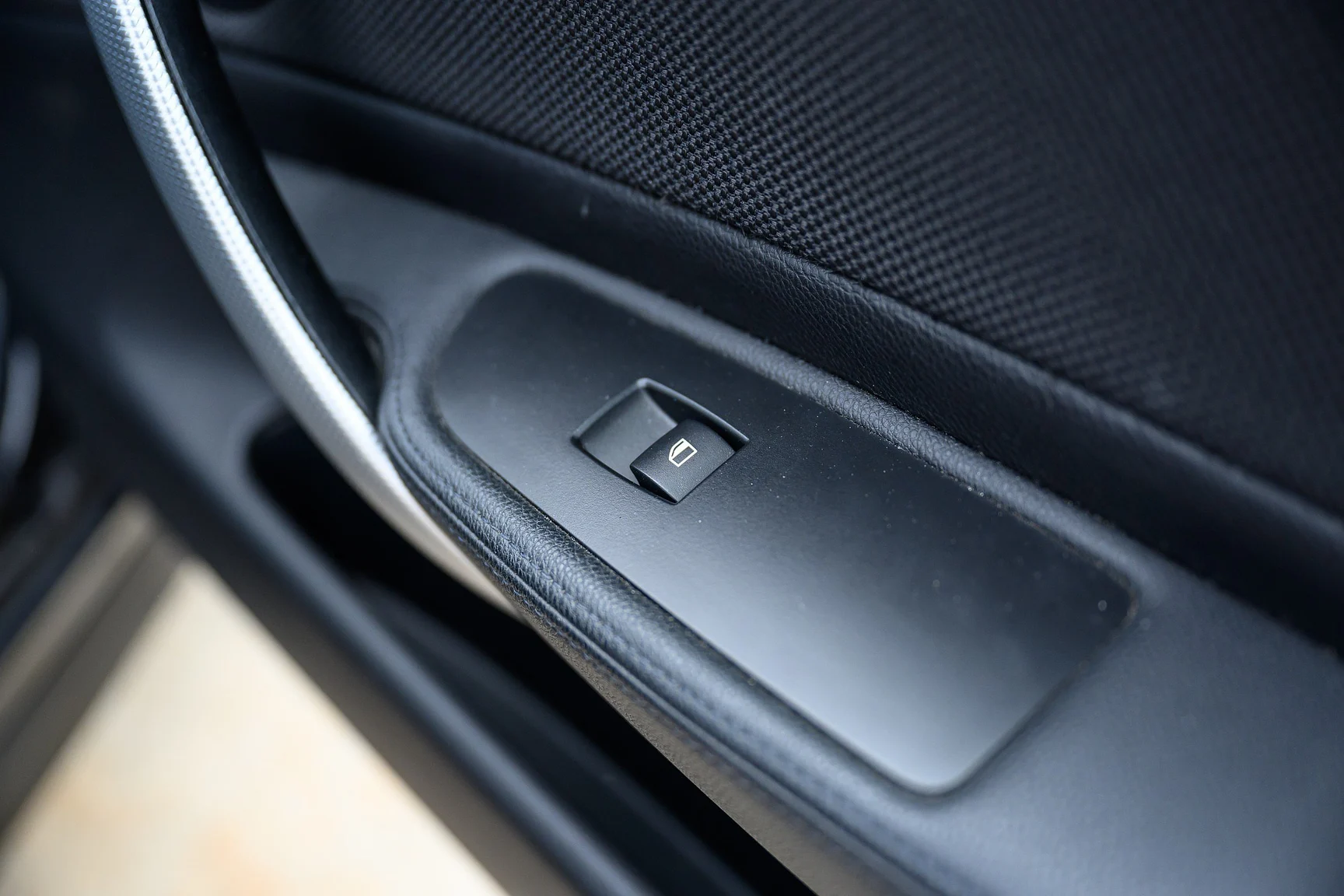 Interior image of 2007 2007 BMW 130i M Sport (59)
