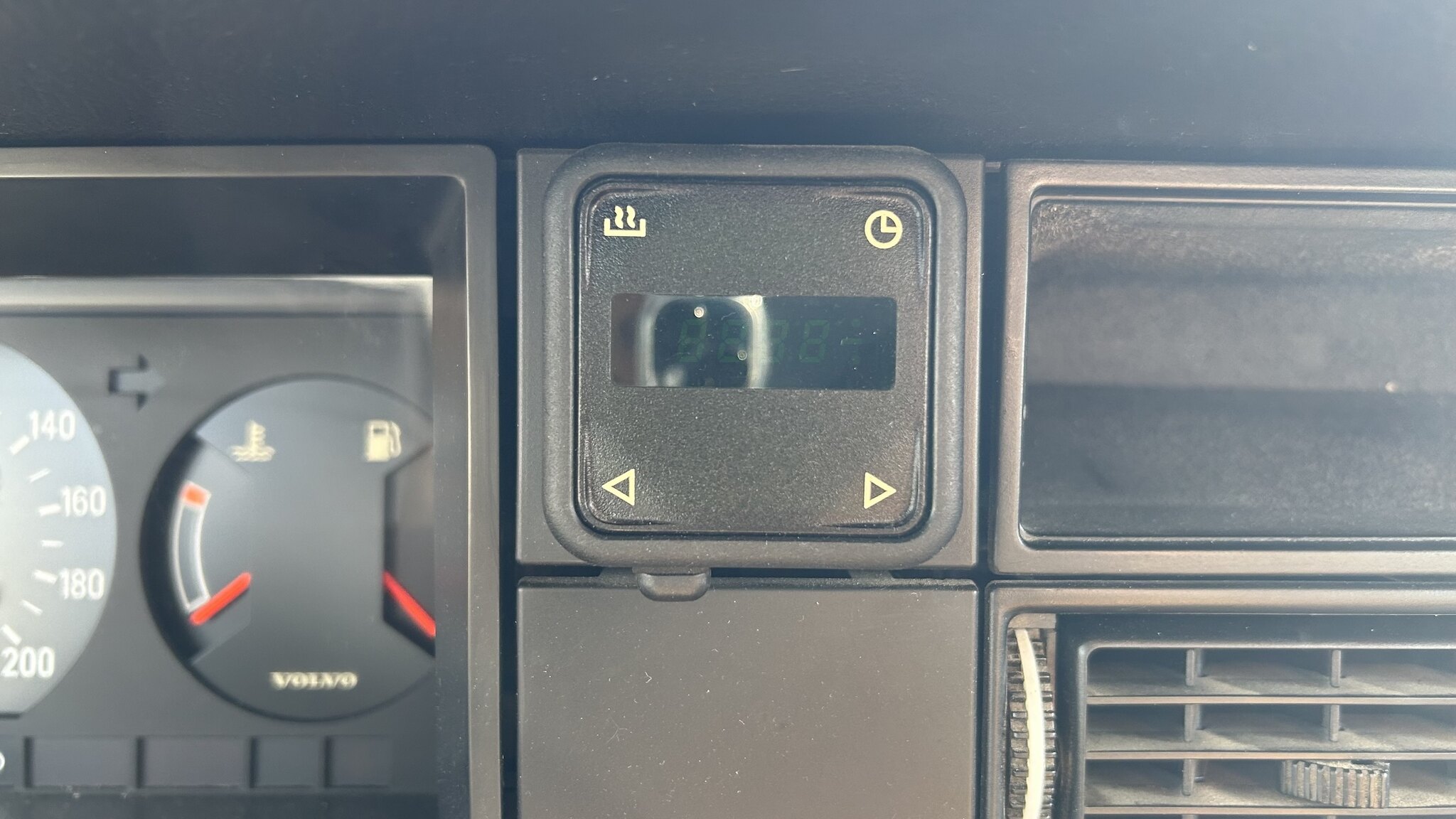 Interior image of 1987 Volvo 244