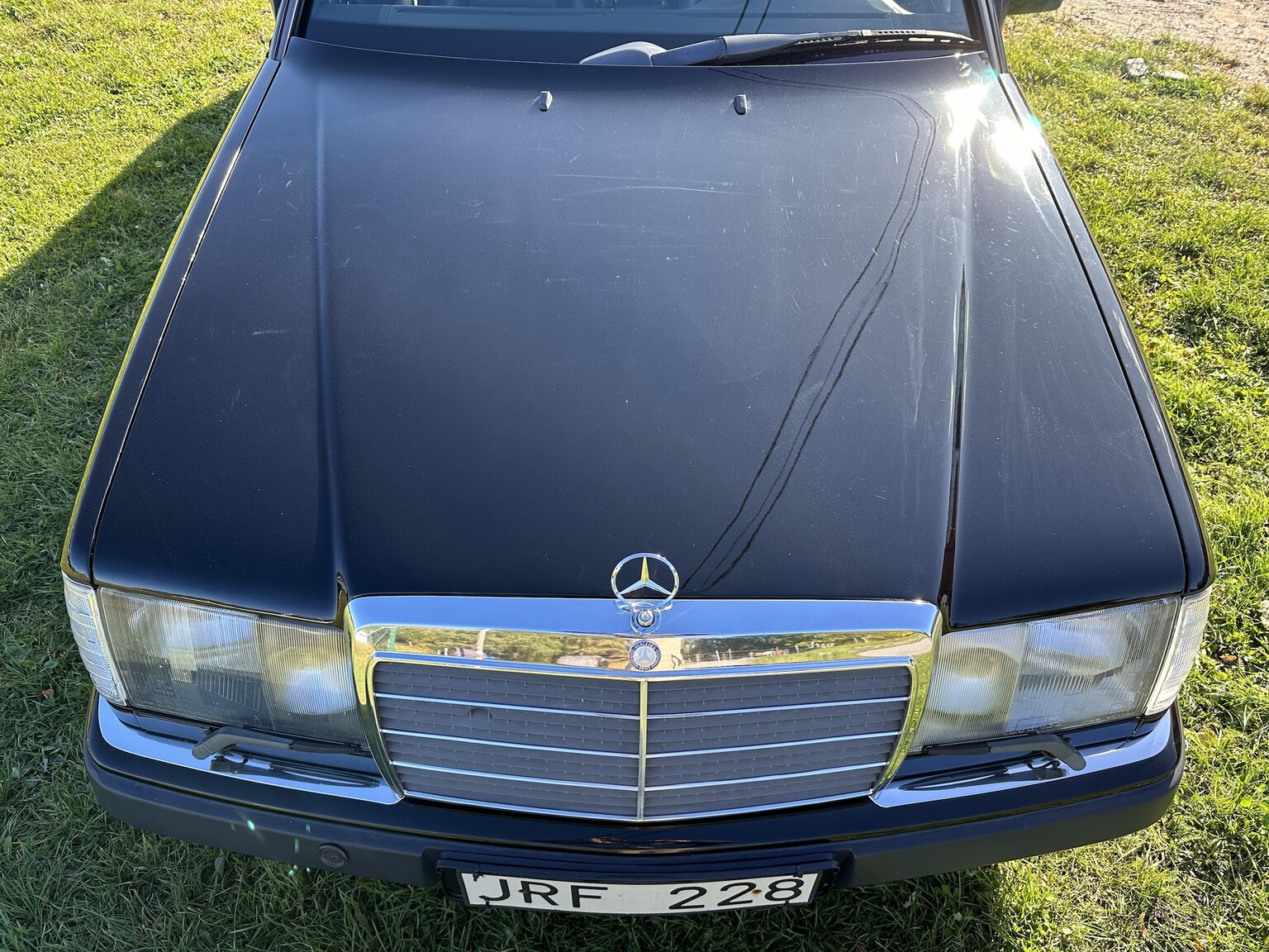 Aussenfoto 1990 Mercedes-Benz 300 CE 24V