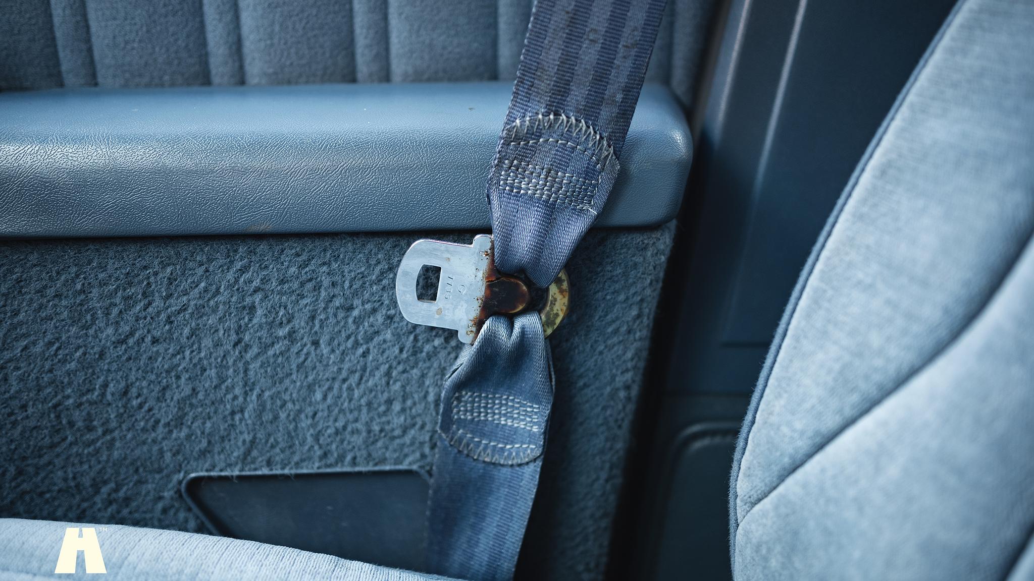 Innenraumfoto von 1994 Oldsmobile Cutlass Ciera Sedan 3.1 (113)