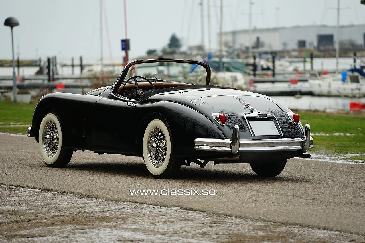 Bild von 1957 Jaguar XK150 (17)