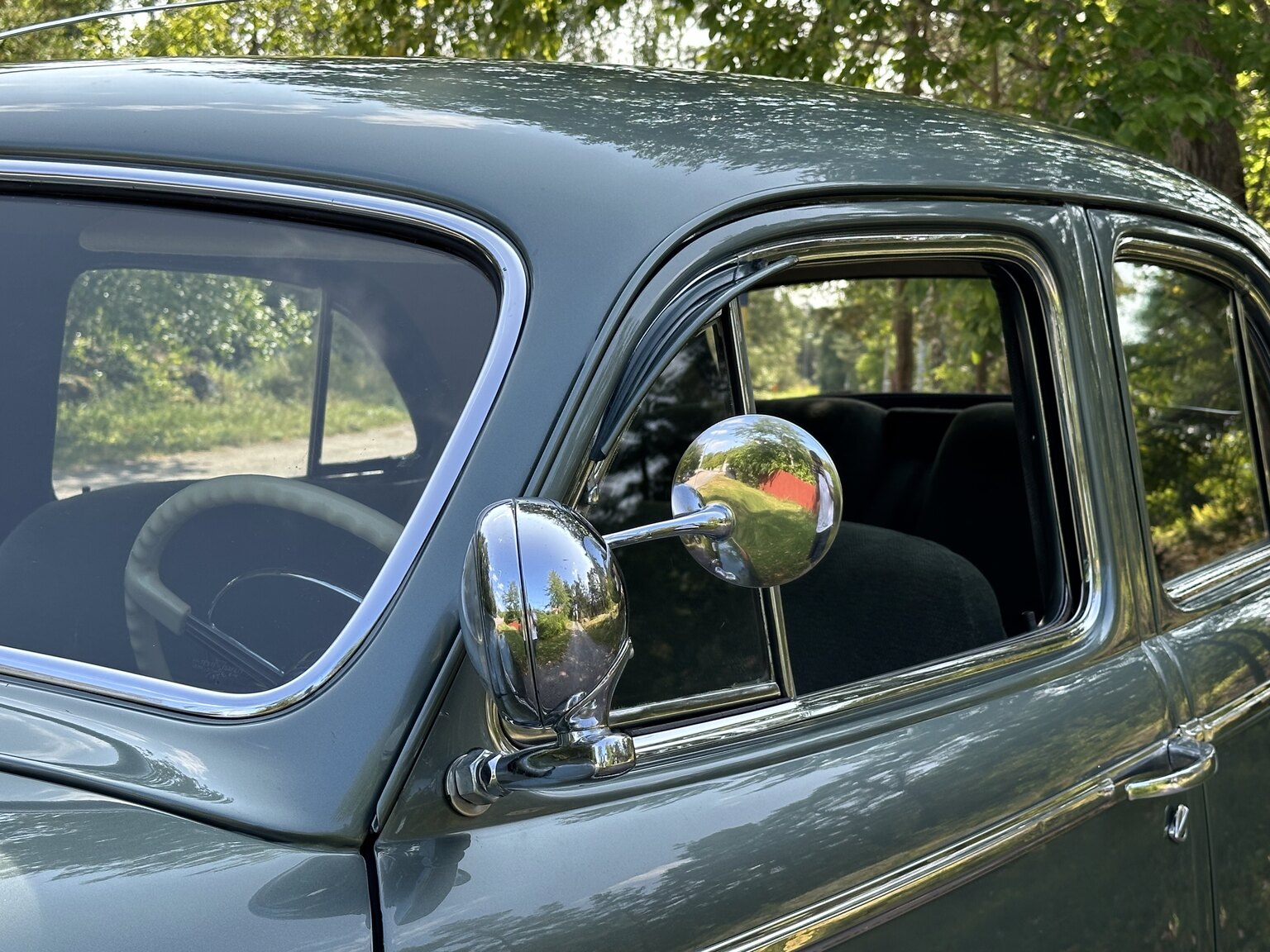Exterior image of Buick Sedan Special 8
