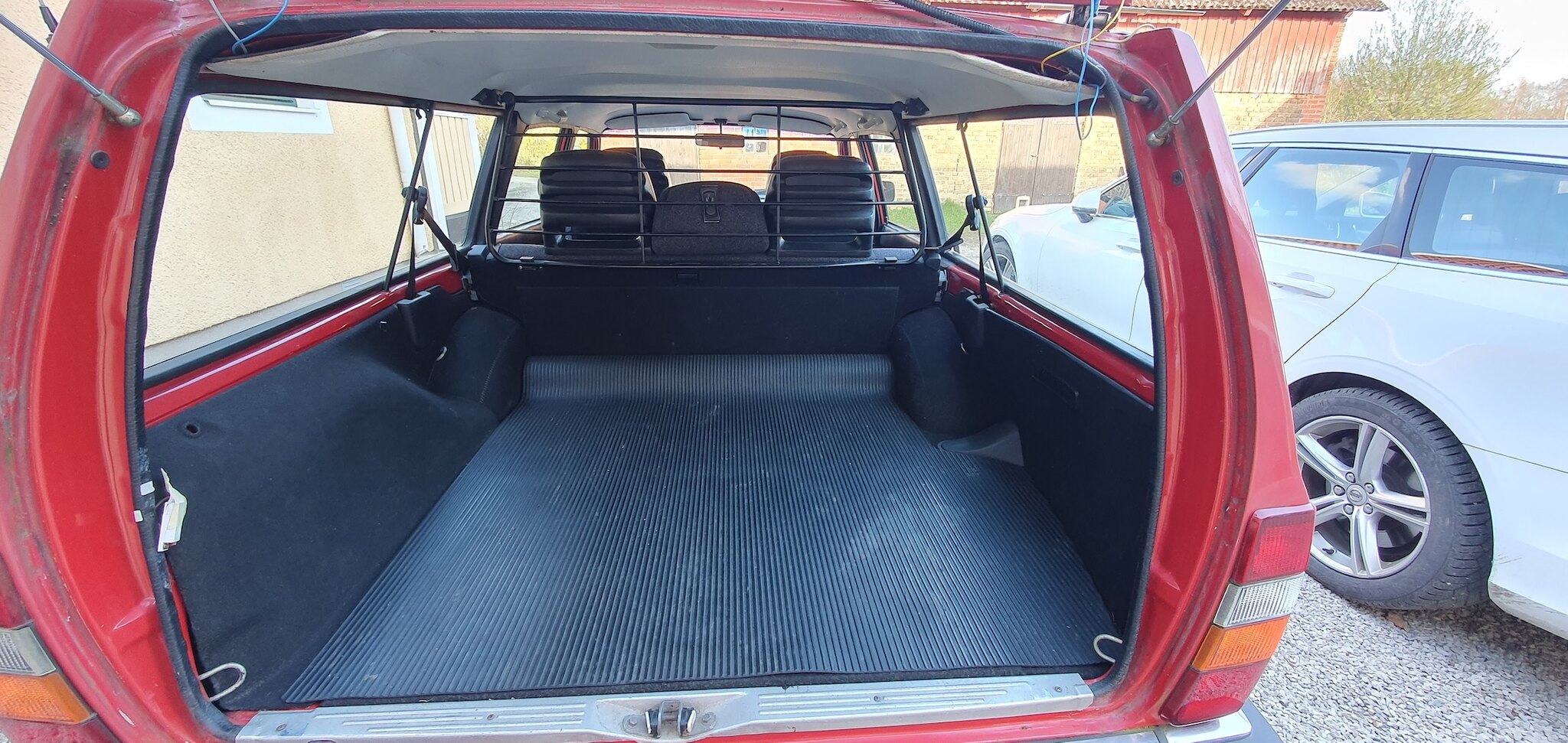 Interiörbild 1990 Volvo 245 GL