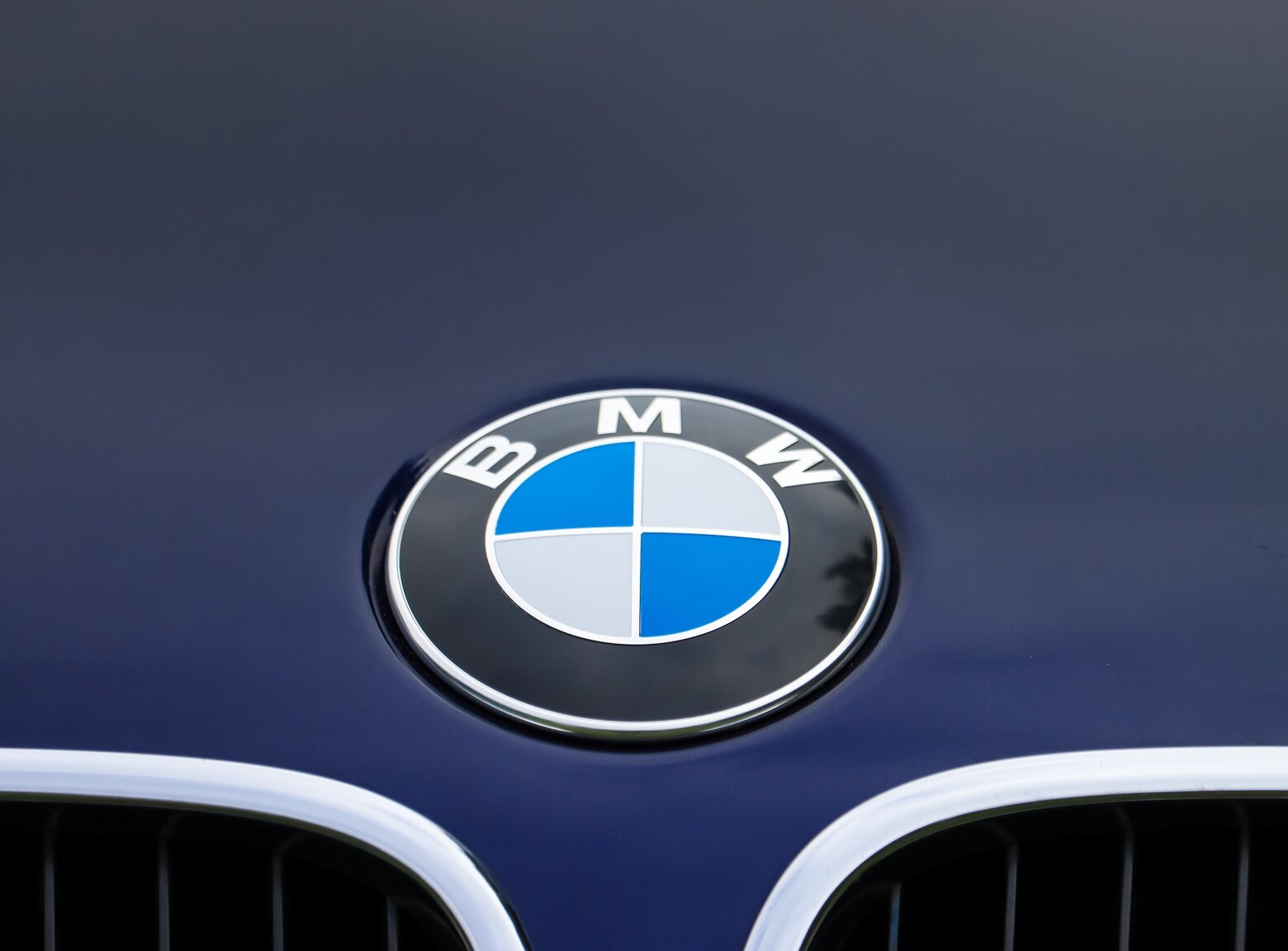 Exterior image of 1999 BMW Z3 1.9i