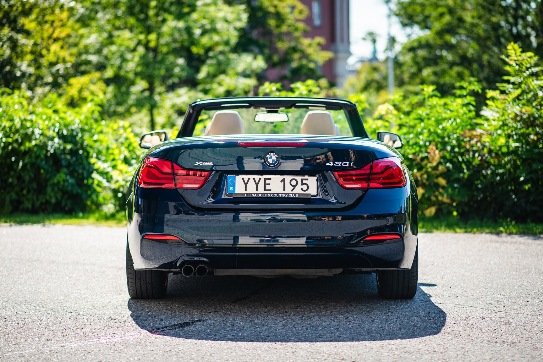 Exterior image of 2018 BMW 430i xDrive Convertible