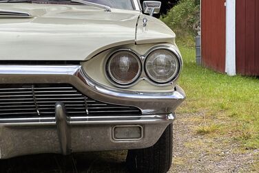 Exterior image of 1965 Ford Thunderbird Hardtop 6.4