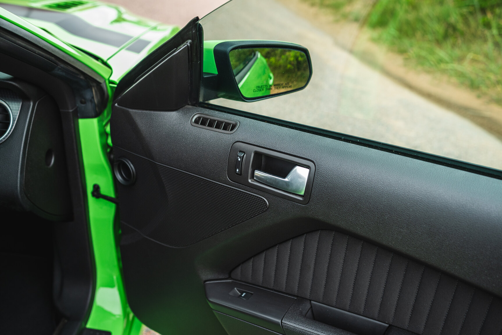 Interior image of 2013 Ford Mustang Boss 302
